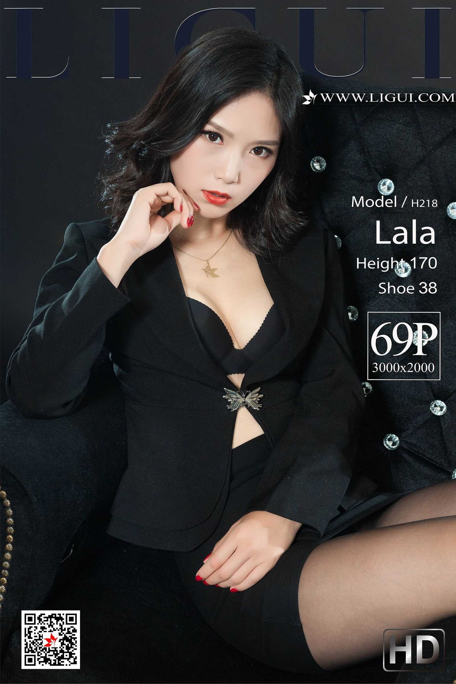 腿模Lala《黑丝玉足OL》 [丽柜Ligui]写真集第1张