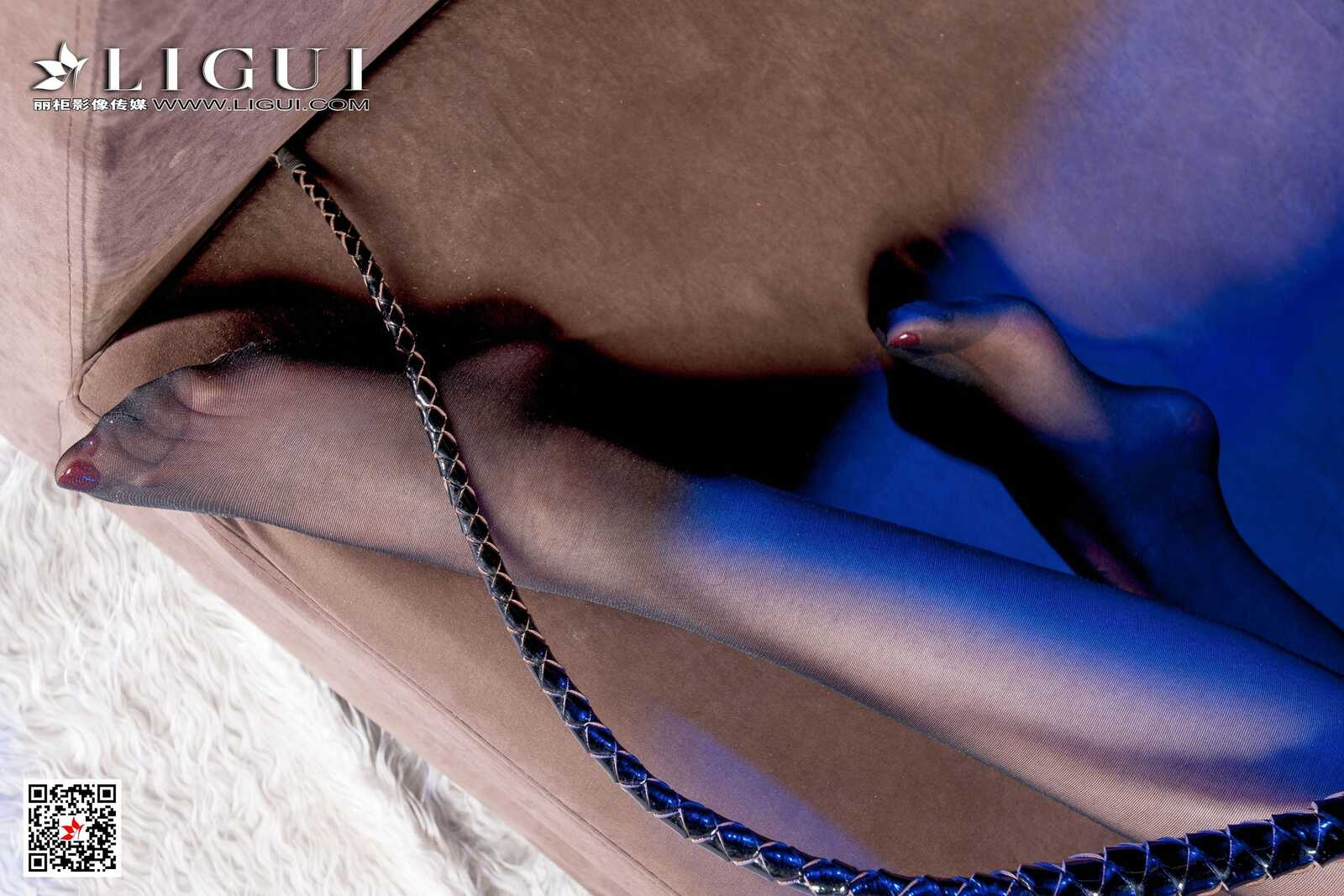 佳怡《性感黑丝皮衣》 [丽柜Ligui] 写真集第16张