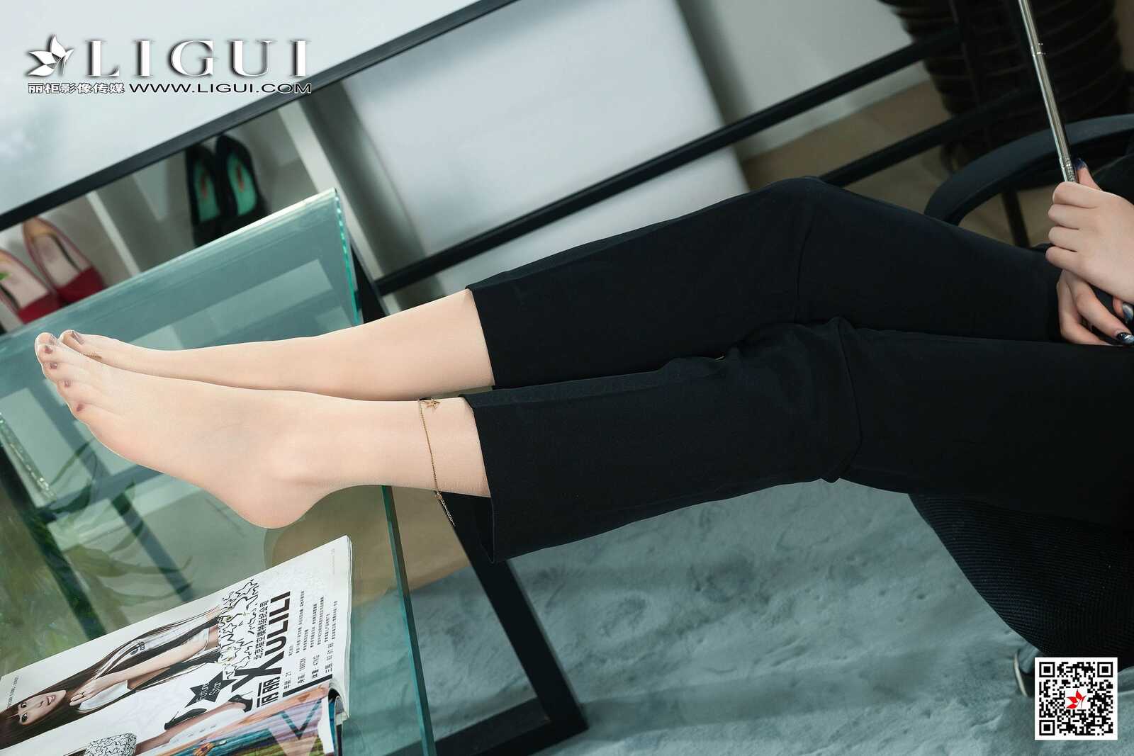 腿模汀汀《紧身裤美腿美脚》 [丽柜Ligui] 写真集第1张