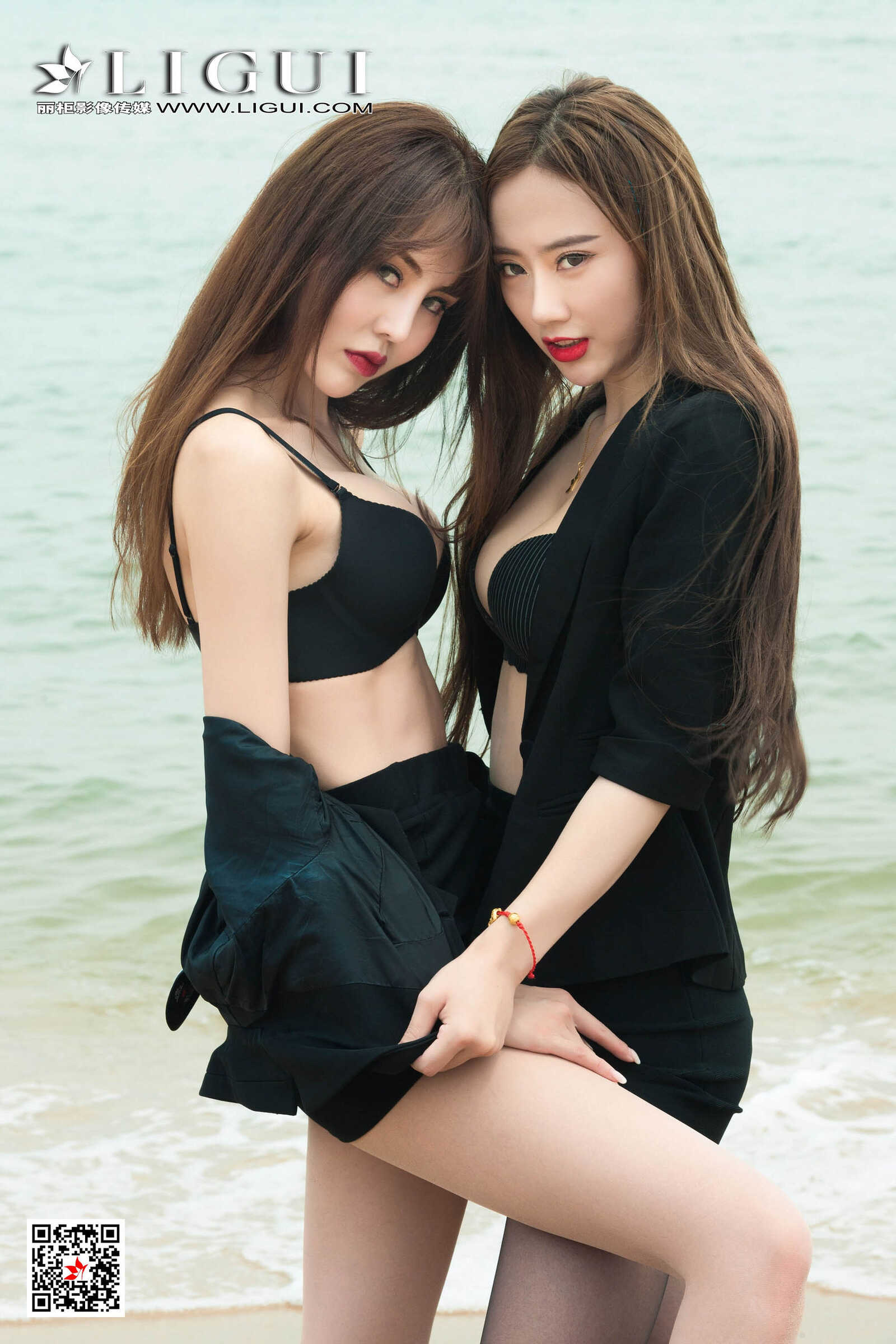 然然&amp;amp;凉儿《沙滩丝袜诱惑》 [丽柜Ligui] 美腿丝第17张