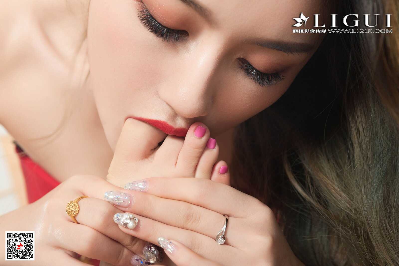 甜甜《月饼丝足诱惑》 [丽柜LIGUI] 网络丽人 写真第9张