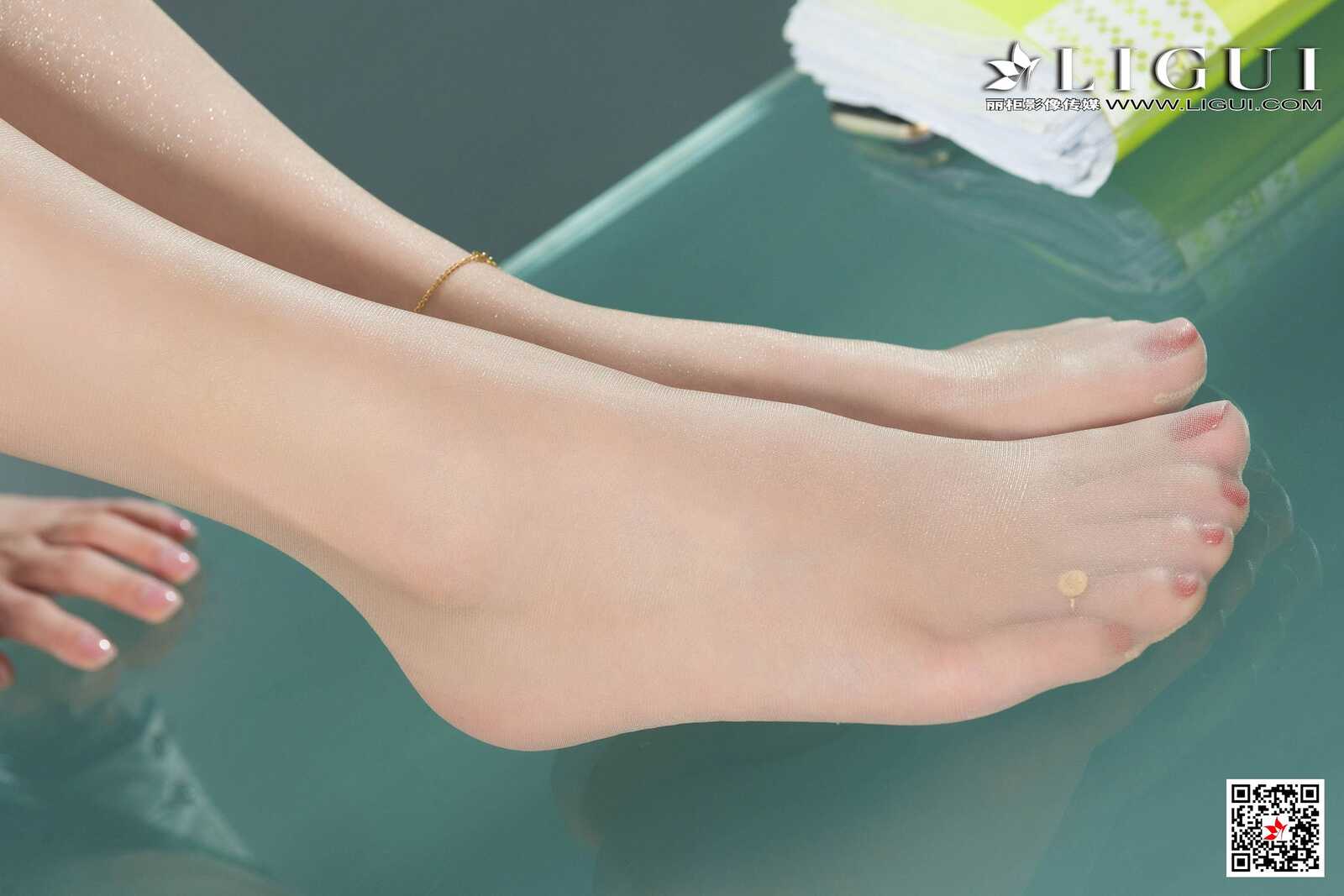 书雅《OL眼镜娘肉丝袜美腿》 [丽柜LIGUI] 网络丽人第6张