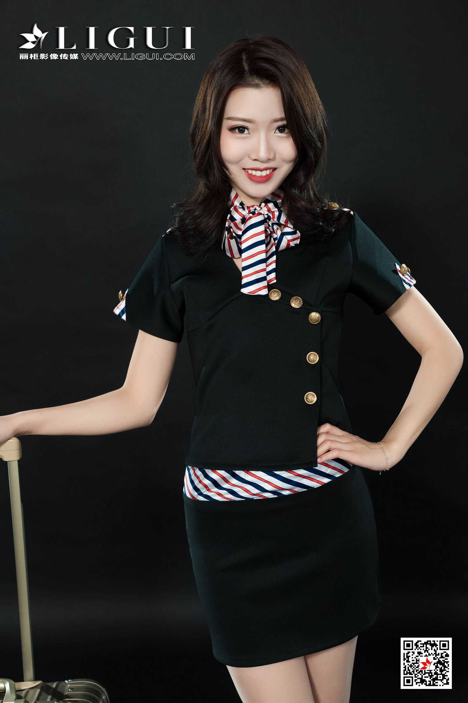 钟情《空姐丝足美腿》 [丽柜LIGUI] 网络丽人 写真第15张