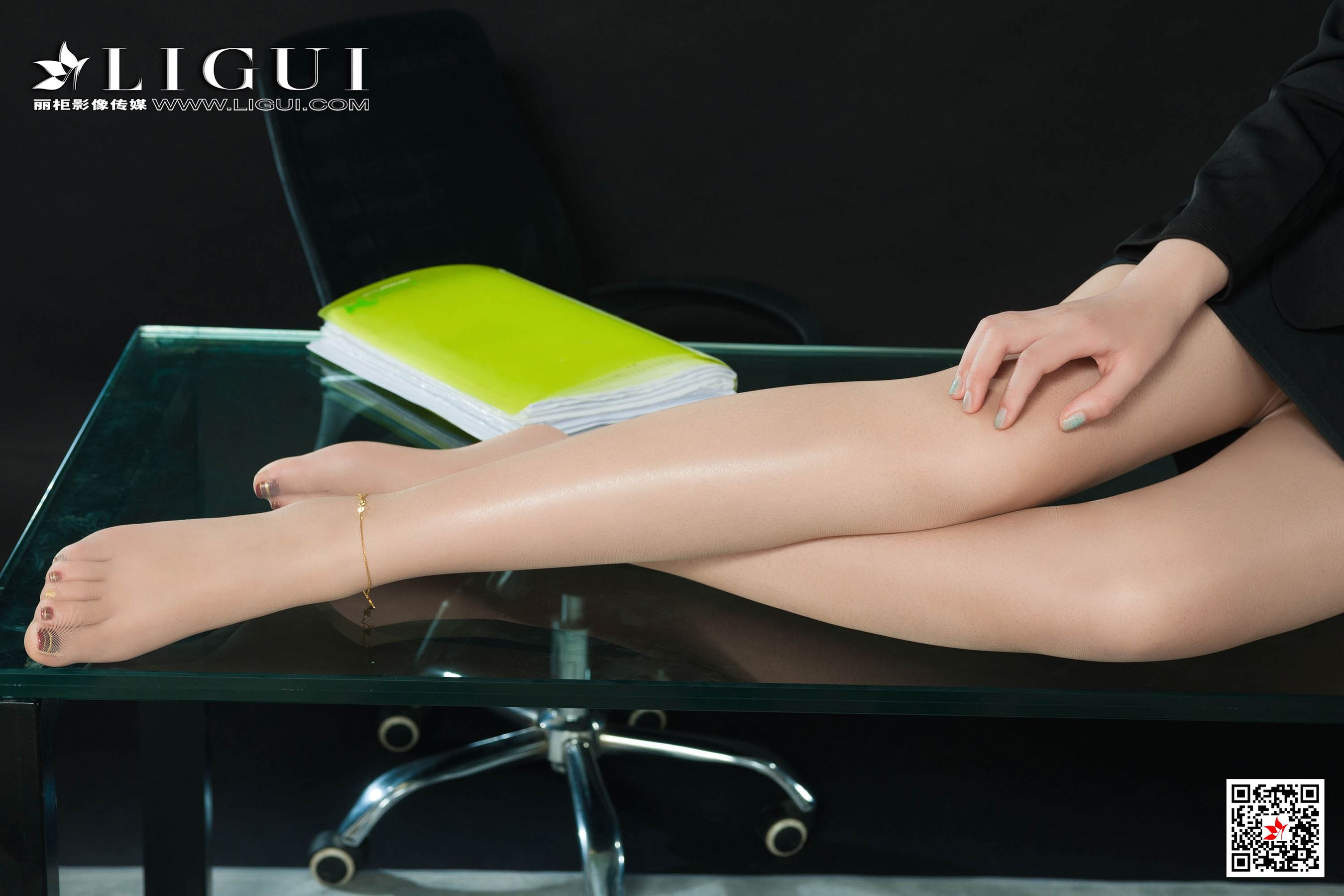 Model 小迪《肉丝OL高跟美腿》 [丽柜LiGui] 网络丽人第3张