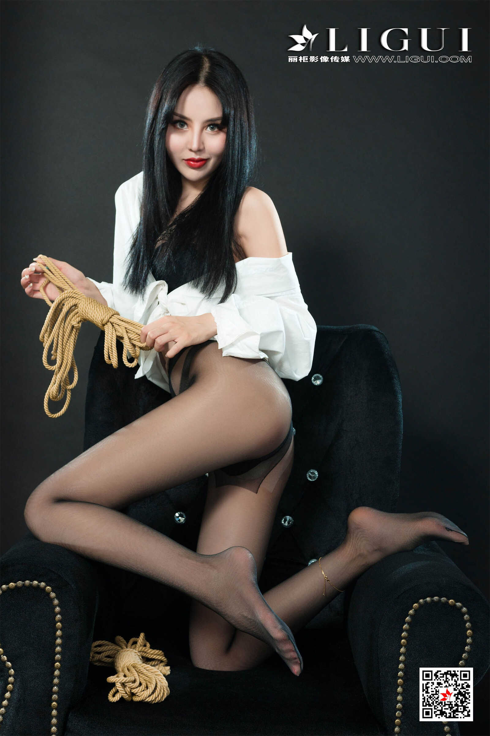 凉儿《黑丝绳艺人体摄影》 [丽柜LiGui美束] 写真第15张