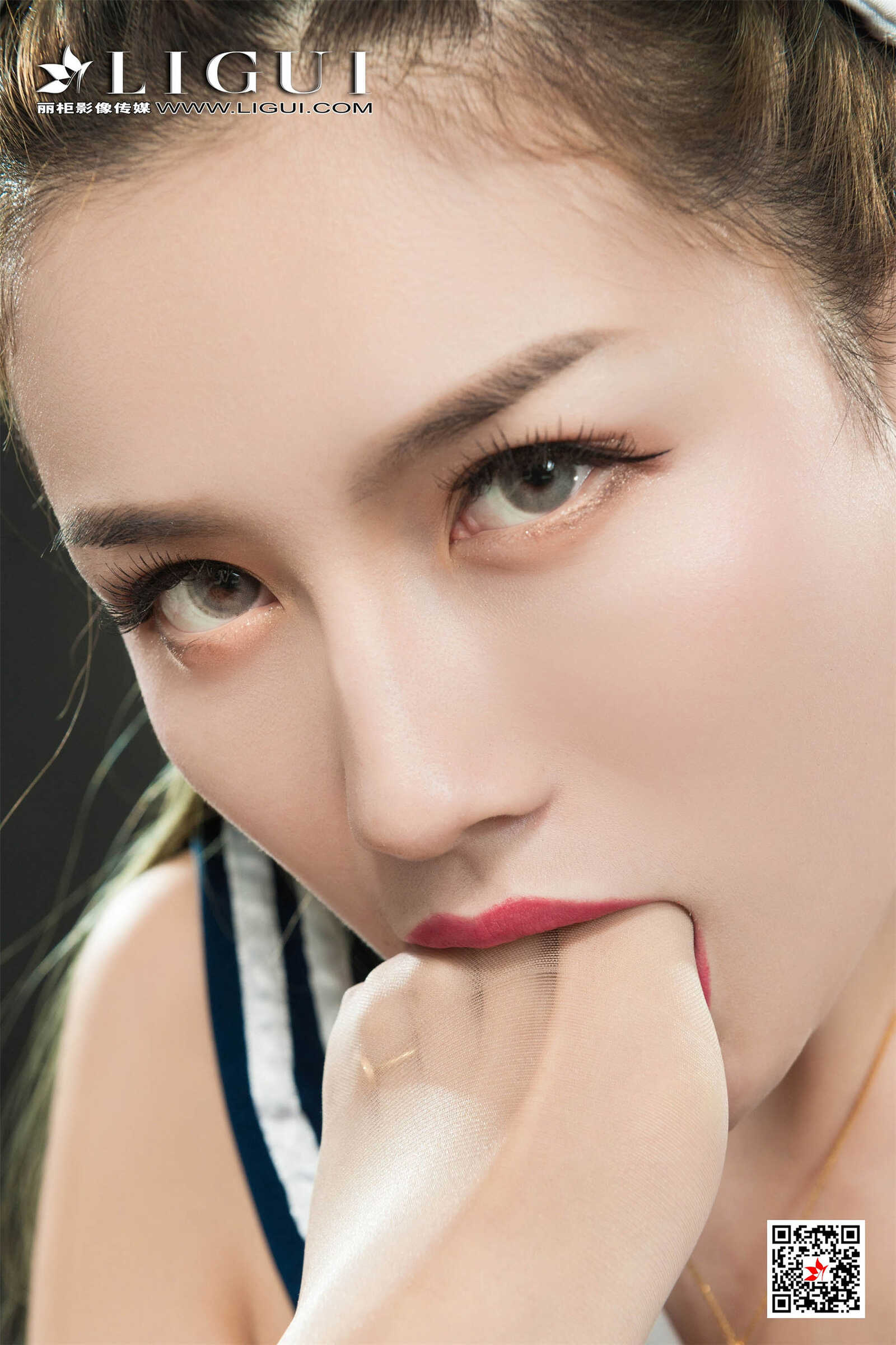 兔子&amp;amp;甜甜《双生海军姐妹花丝足》 [丽柜Lig第9张