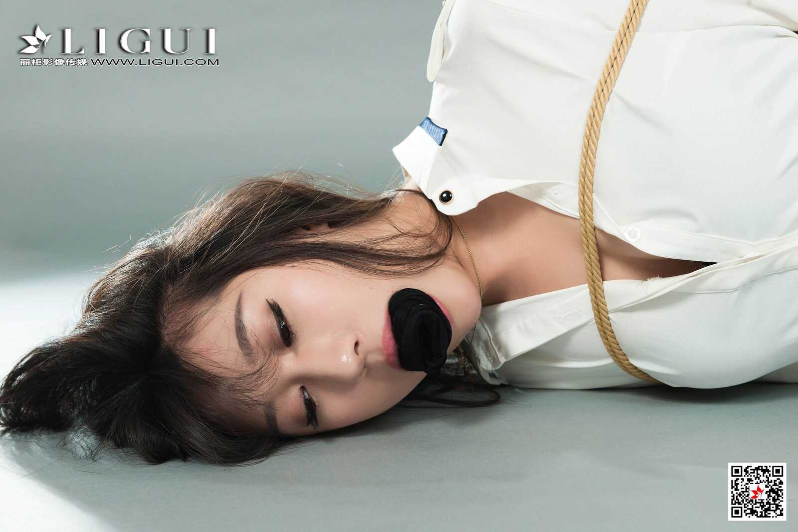 轩轩《黑丝OL捆绑绳艺》 [丽柜Ligui] 写真集第4张
