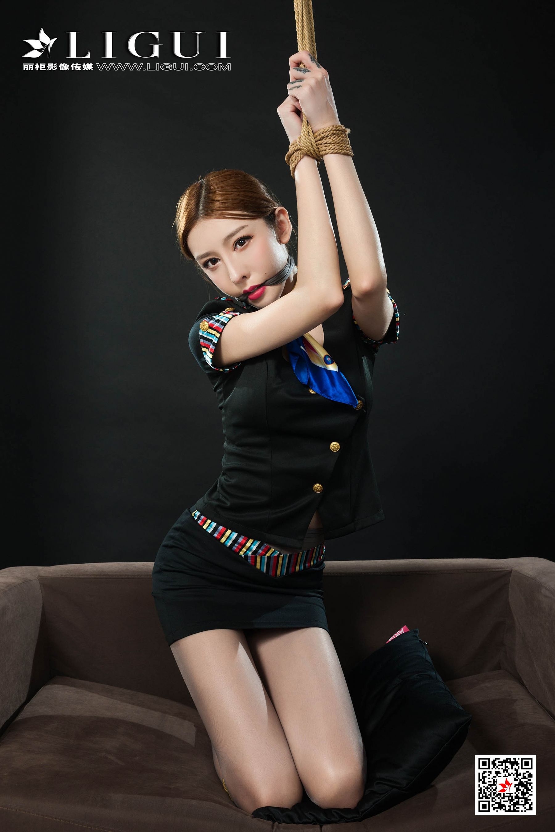 兔子《空姐捆绑绳艺》 [丽柜美束Ligui] 写真集第4张