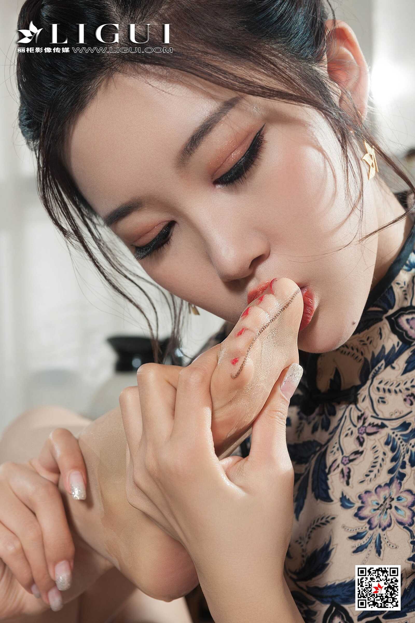 腿模筱筱《旗袍茶足》 [丽柜Ligui] 网络丽人第14张