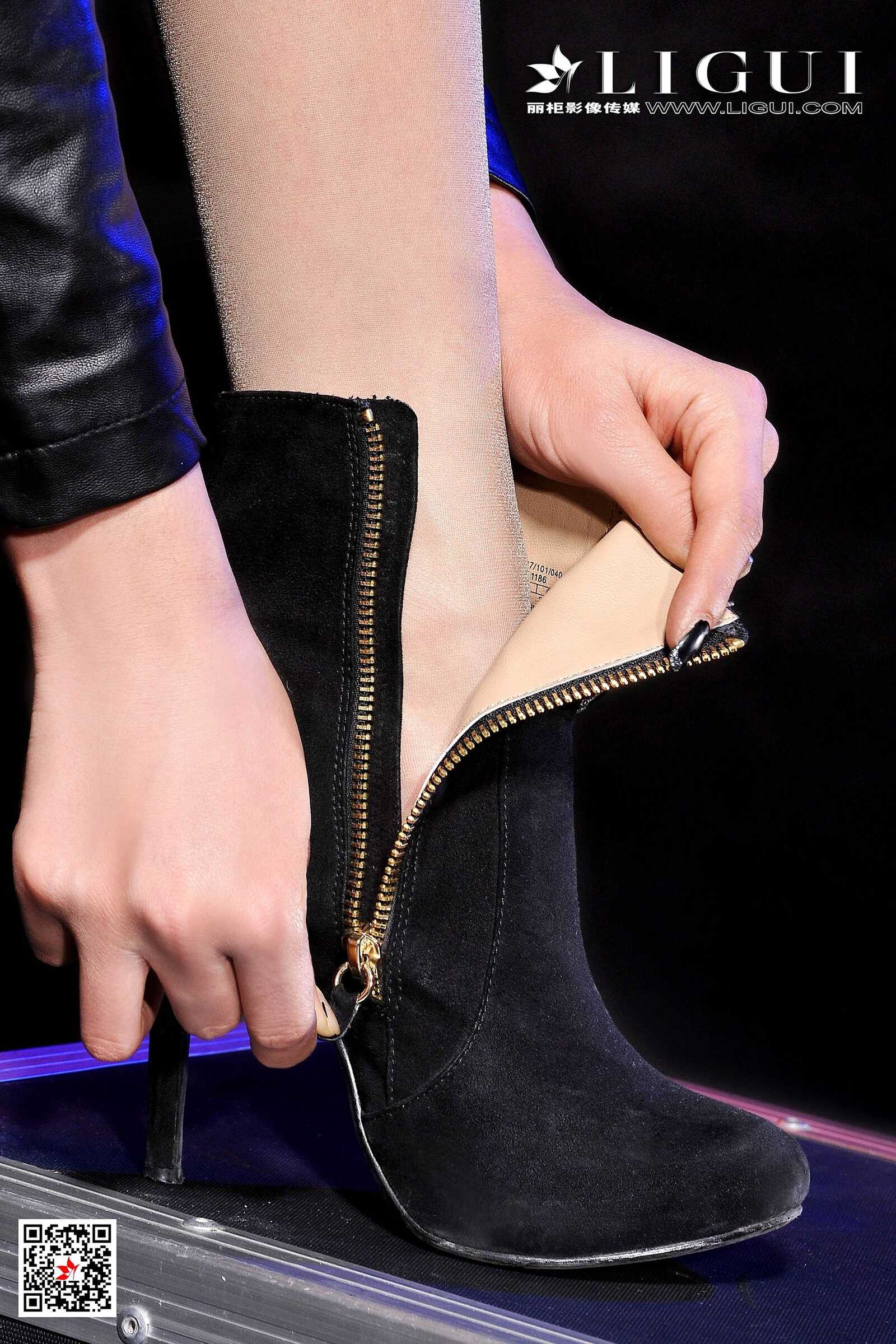 模特可馨《皮衣VS肉丝》 [丽柜Ligui] 网络丽人 写第9张