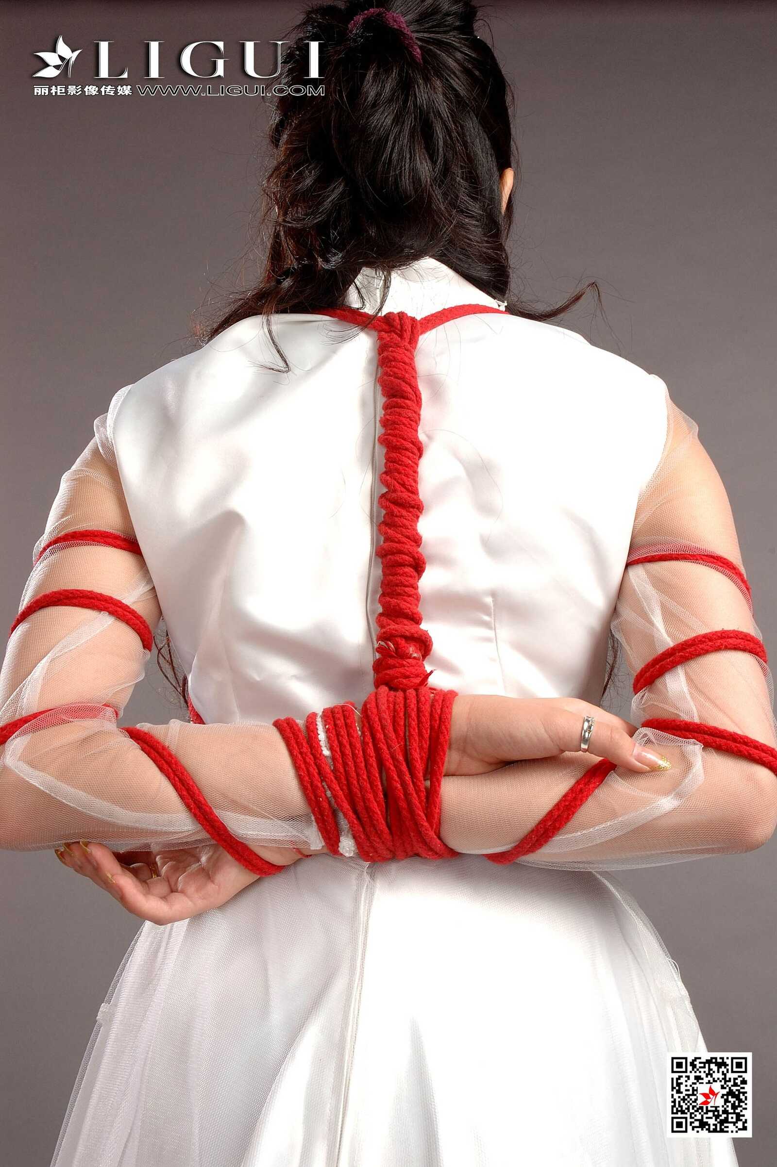 Model 琳达《捆绑绳艺》 [丽柜美束Ligui] 写真集第16张
