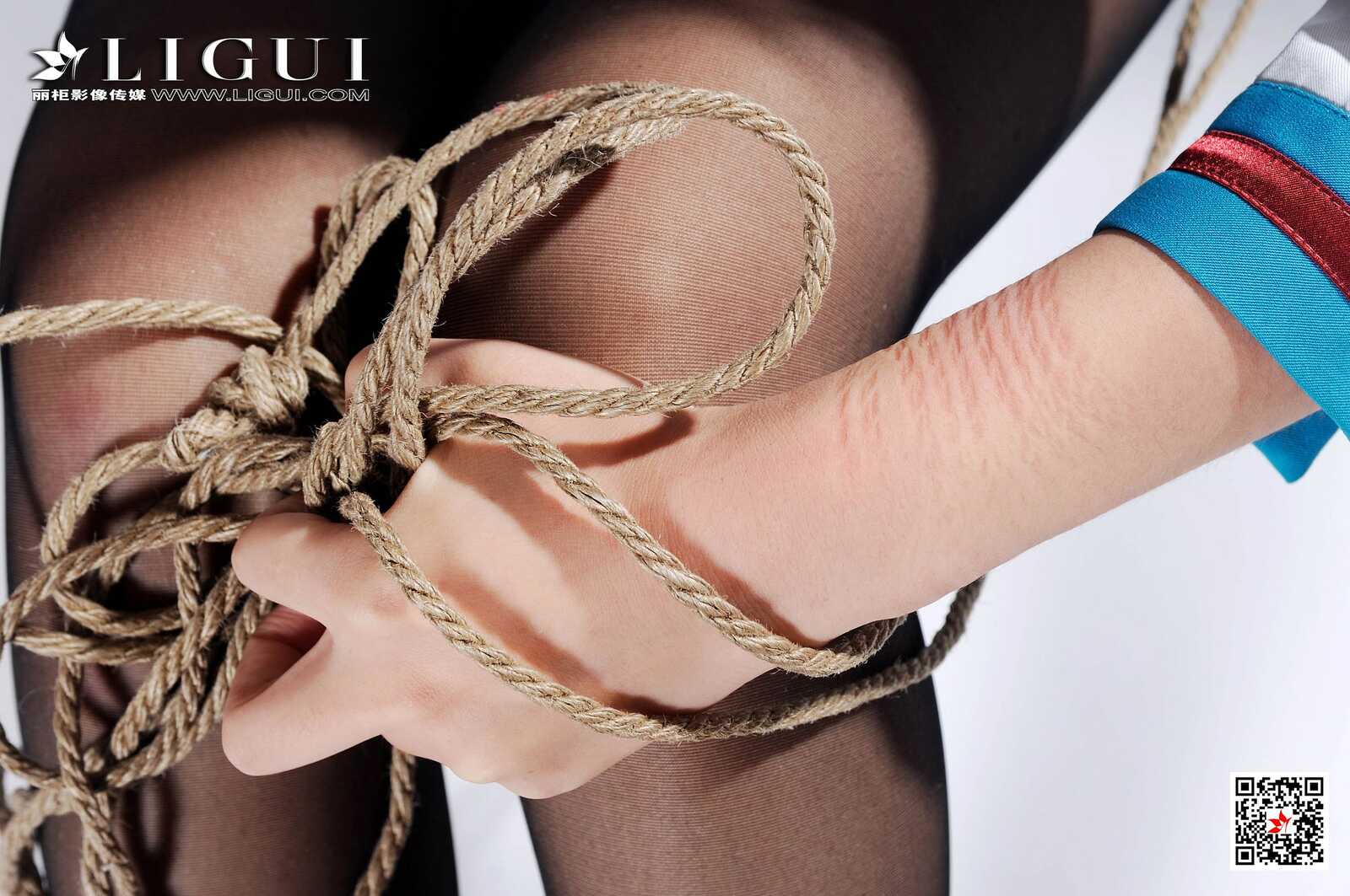 Model 幽幽《制服黑丝捆绑》 [丽柜美束Ligui] 写真第8张