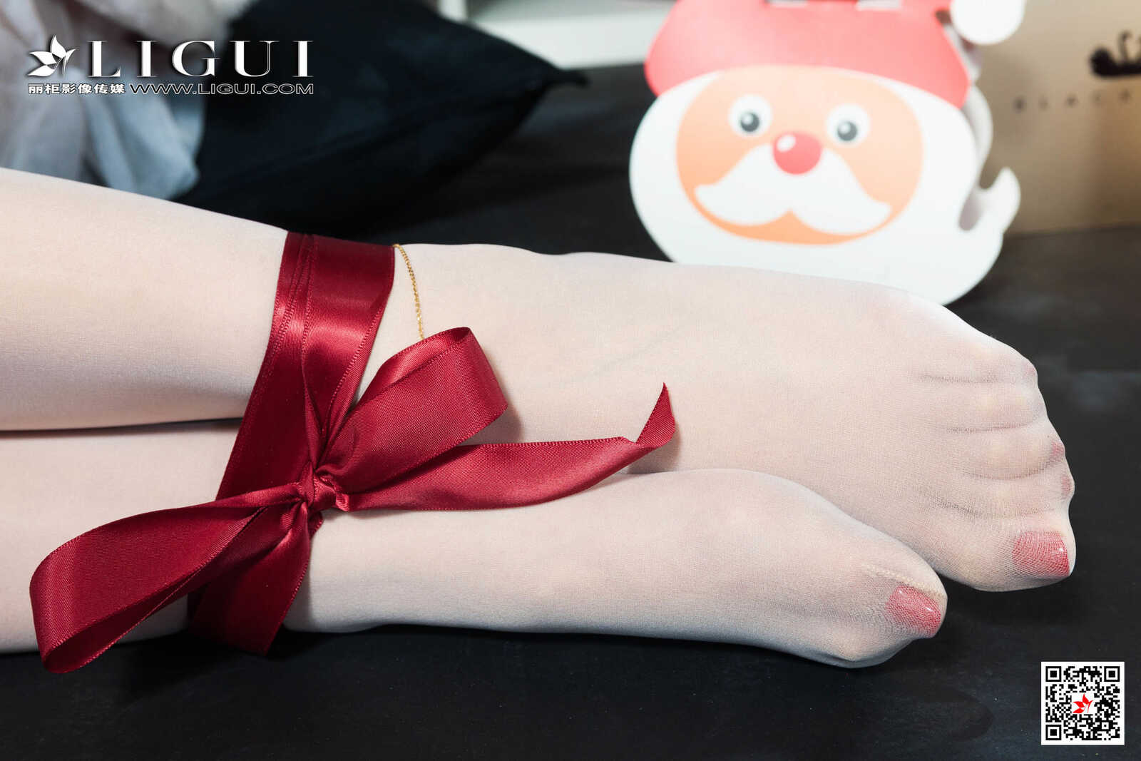 雪糕《白丝圣诞老人》 [丽柜Ligui] 写真集第6张