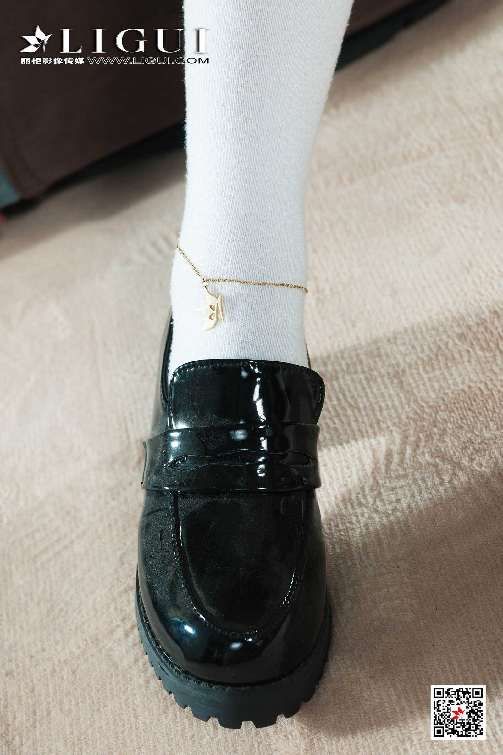 Model 汐汐《女仆变身》 [丽柜Ligui] 写真集第12张