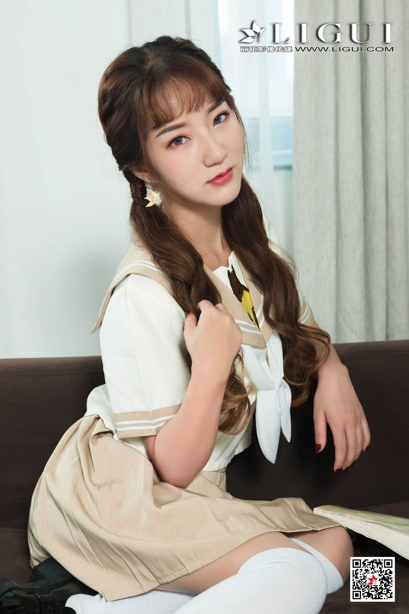 Model 汐汐《女仆变身》 [丽柜Ligui] 写真集第9张