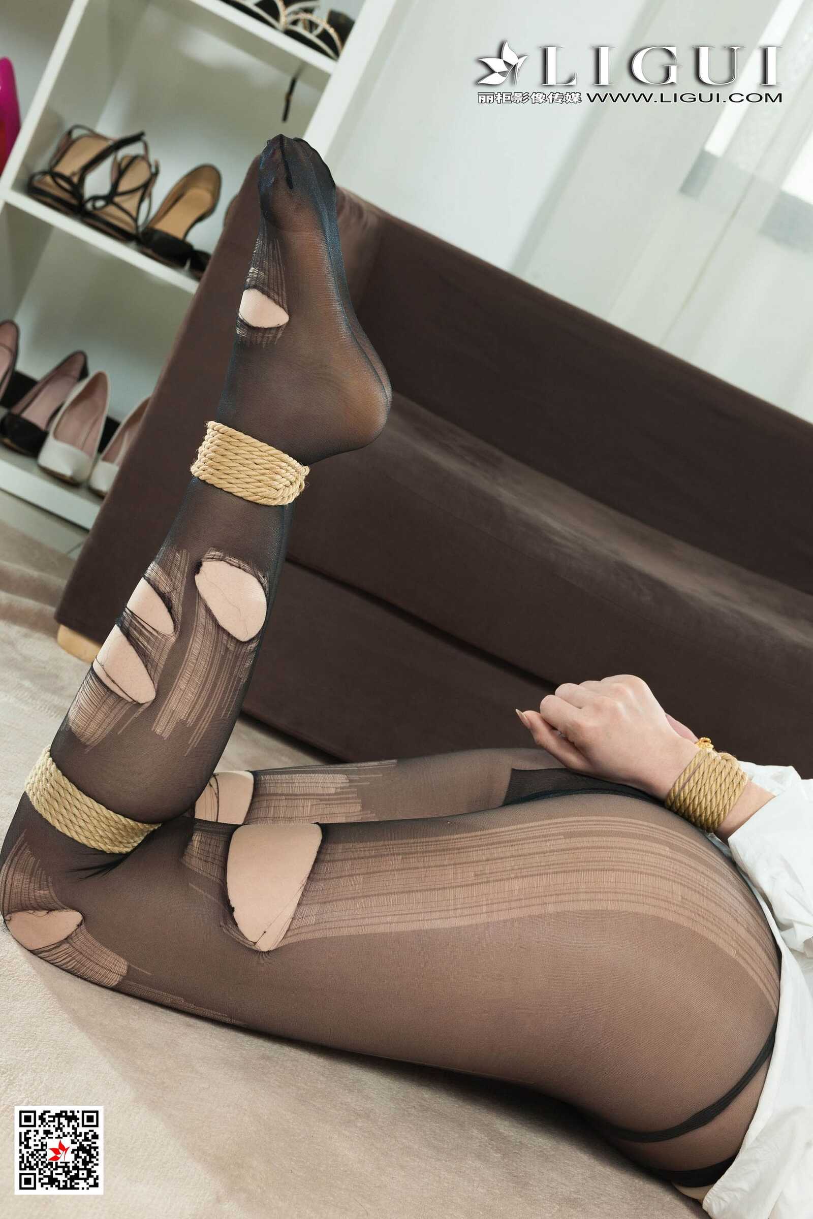 Model 然然《黑丝白衬衫捆绑》 [丽柜美束Ligui] 写第15张