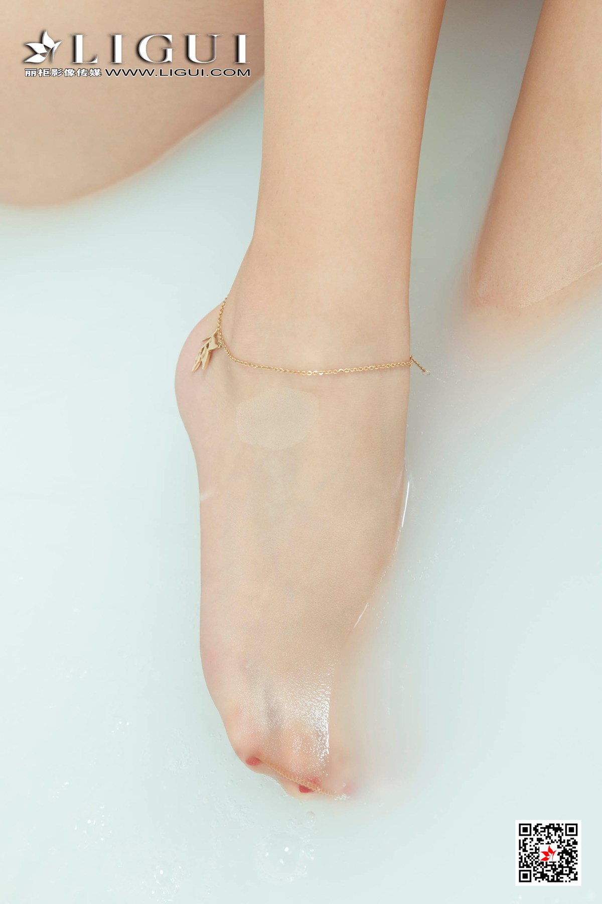 [Ligui丽柜]网络丽人 2020.11.04 Model《香浴名莲》汐汐 在现浏览第12张