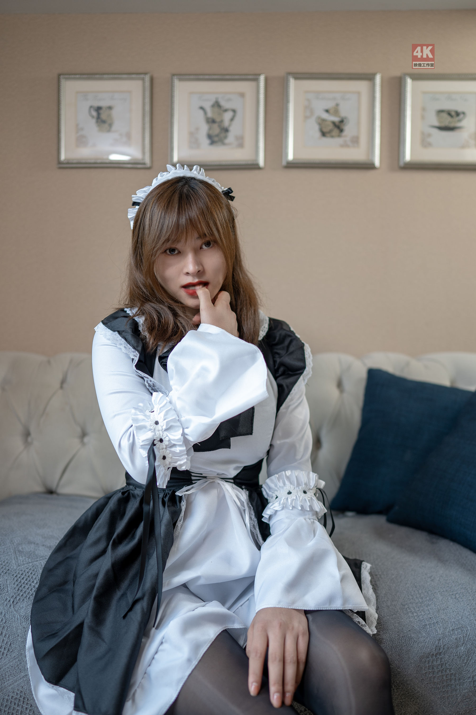 [丽柜Ligui] 网络丽人 Model 奈沐子 《女仆裙装》第17张