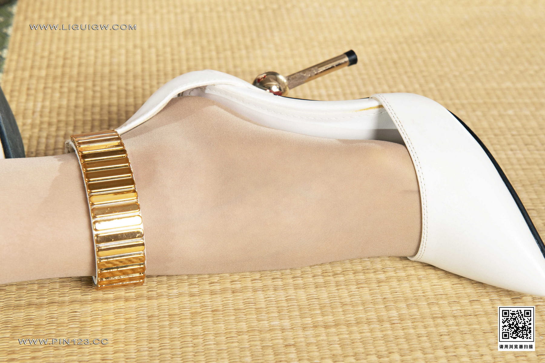 [Ligui丽柜] 2023.12.23 圣诞节 甜甜和轩轩第22张