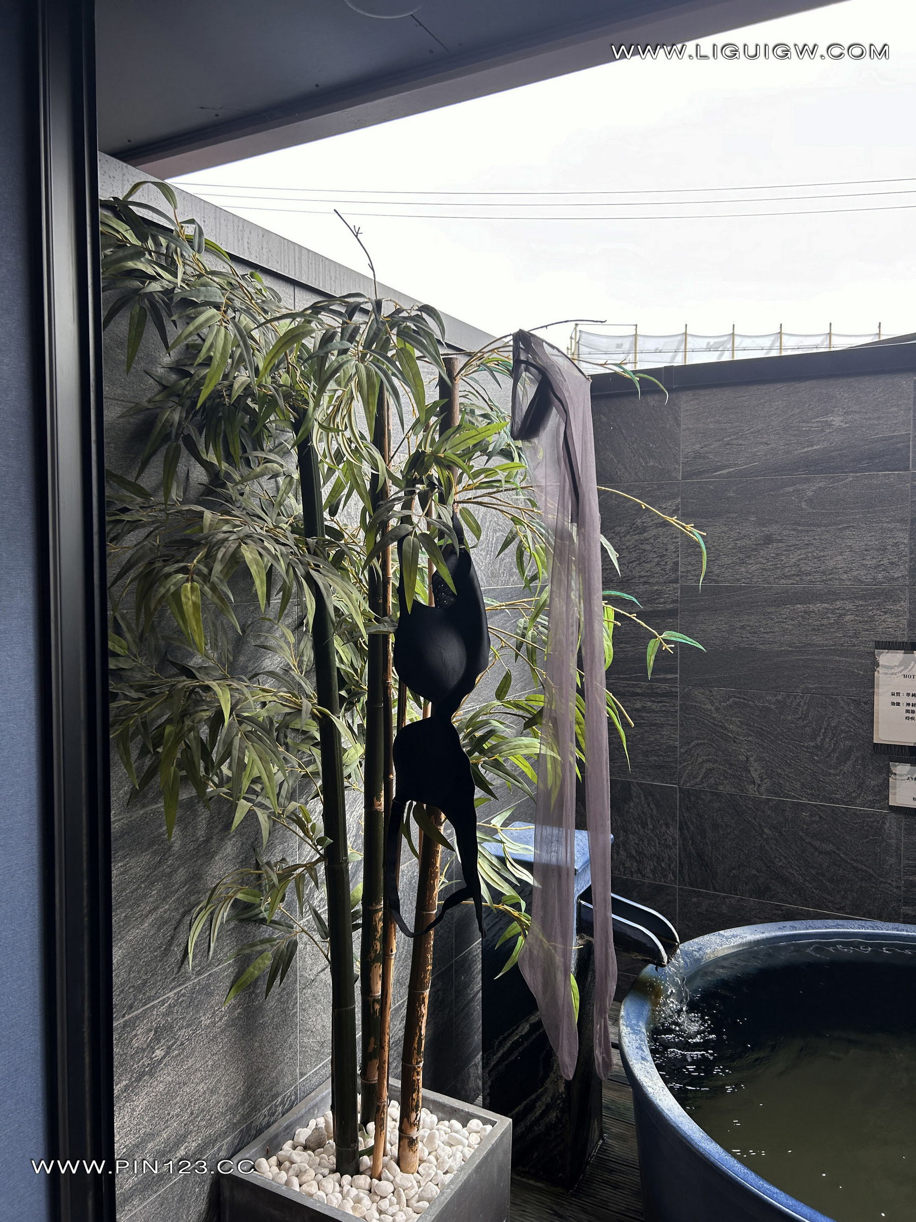 [Ligui丽柜] 2024.11.14《兔子日本旅拍花絮图片》兔子第15张