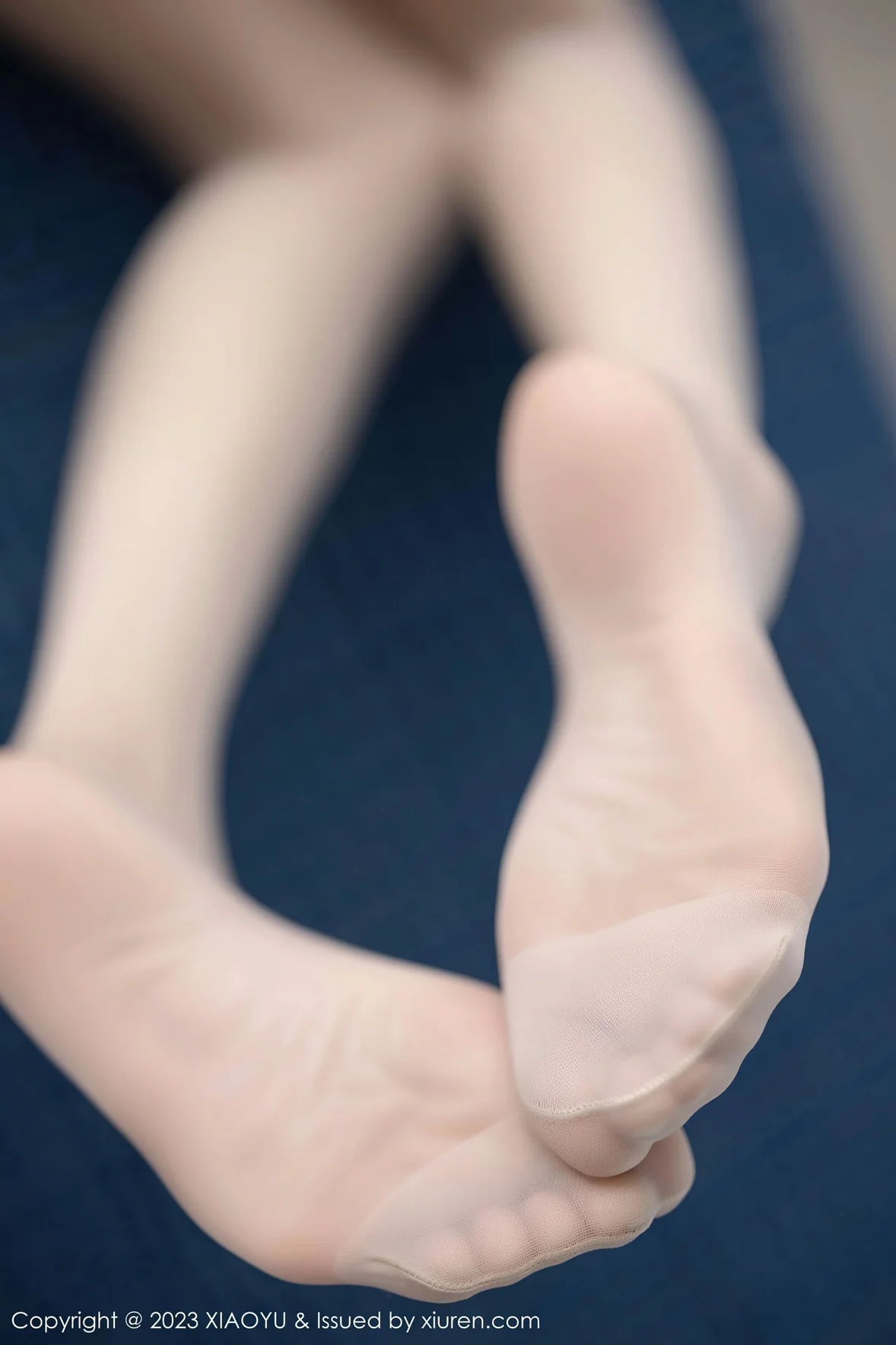  XIAOYU 语画界 Vol.1050 程程程 红色薄纱布兜性感私房 [89P]第16张