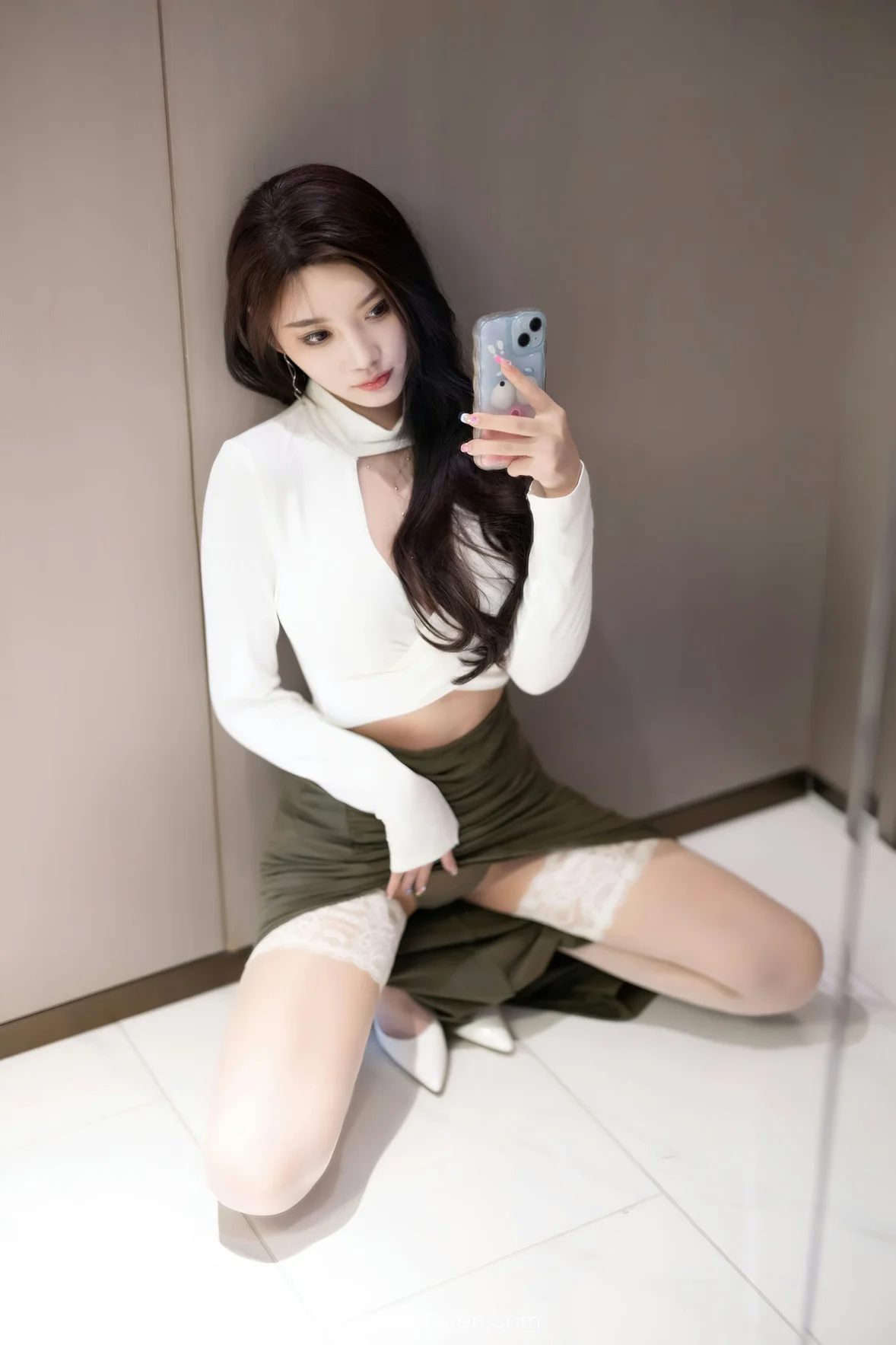  XIAOYU 语画 Vol.1080 杨晨晨Yome 绿色短裙性感写真 [86P]第3张