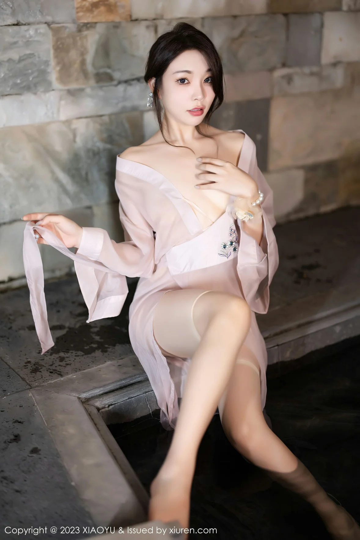  XIAOYU 语画 Vol.1076 徐莉芝Booty 轻透薄纱服饰性感写真 [85P]第17张