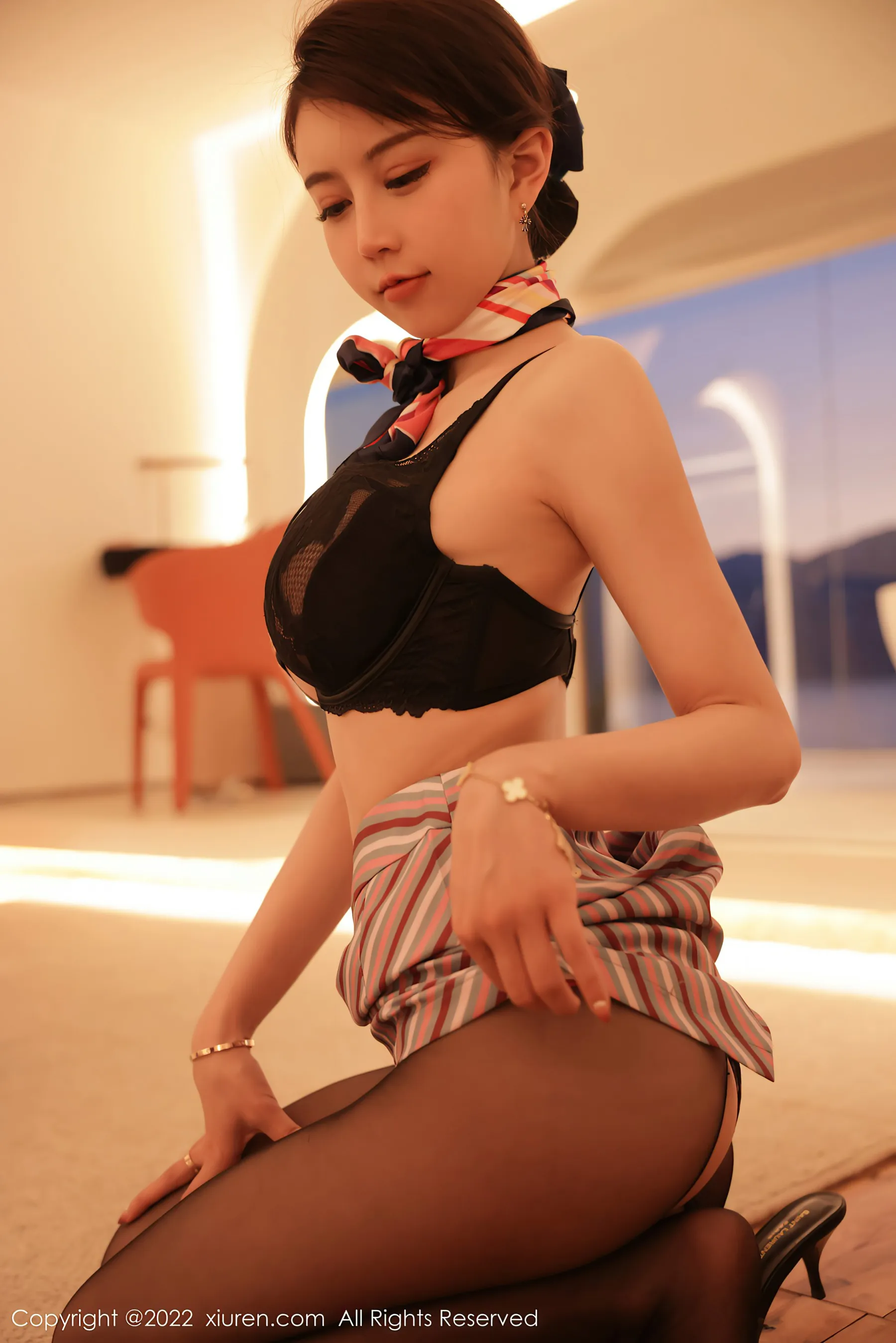 秀人网 No.4824 tina_甜仔 空姐制服蕾丝写真第4张