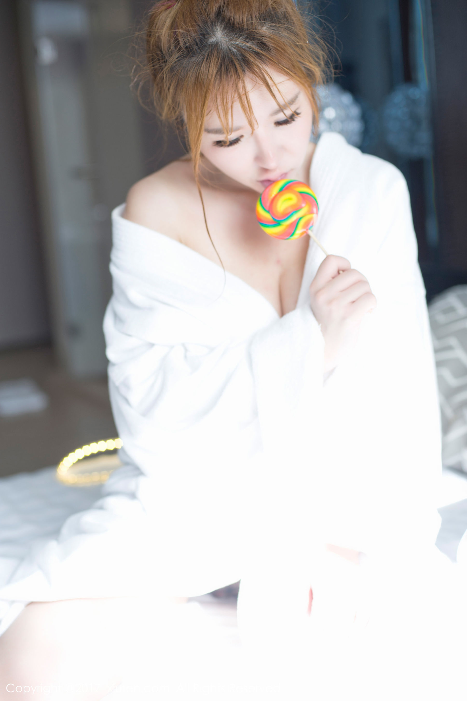  小公举Amy《浑圆白皙美女圆乳细腰模特》 秀人网XIUREN No.778第15张