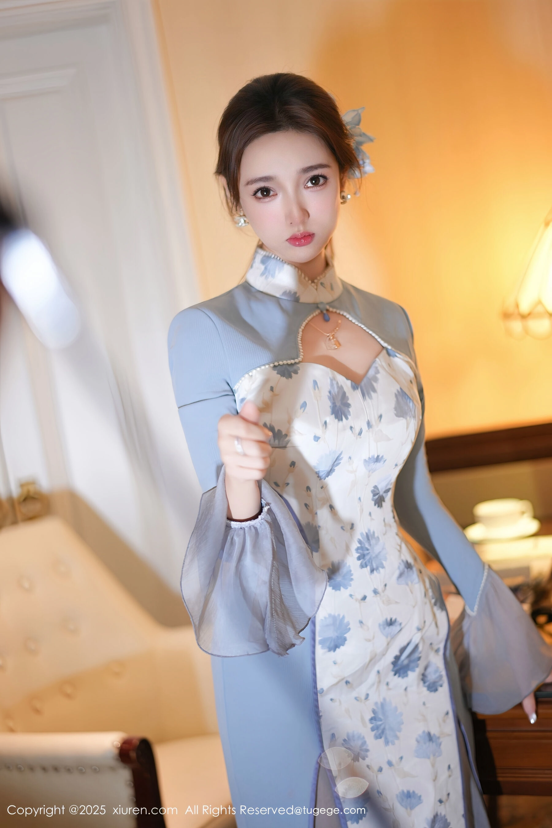  秀人网 Twins 桃桃 Vol.11033 [80P]第2张