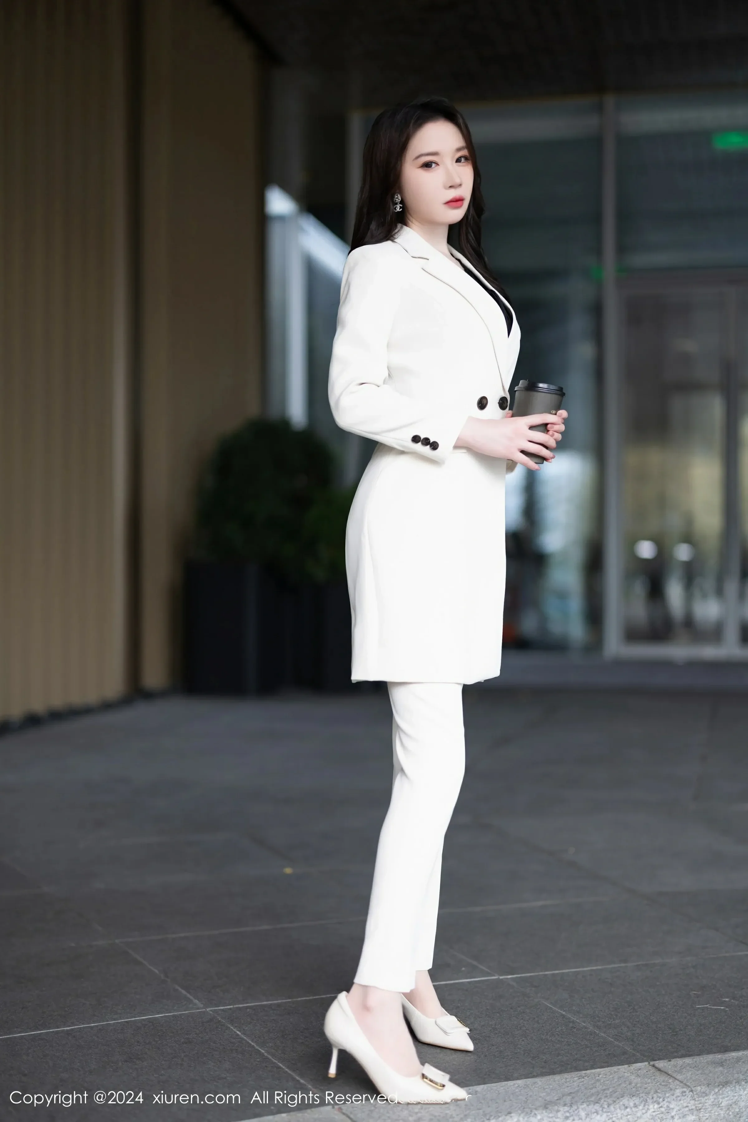  XiuRen 秀人 No.8354 梦心玥 [90P]第2张