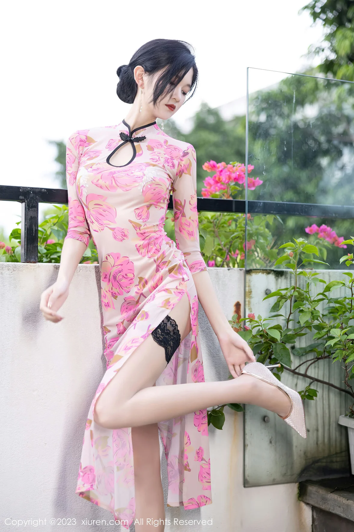  秀人网 No.7388 程程程- 粉色旗袍安吉旅拍 [83P]第3张