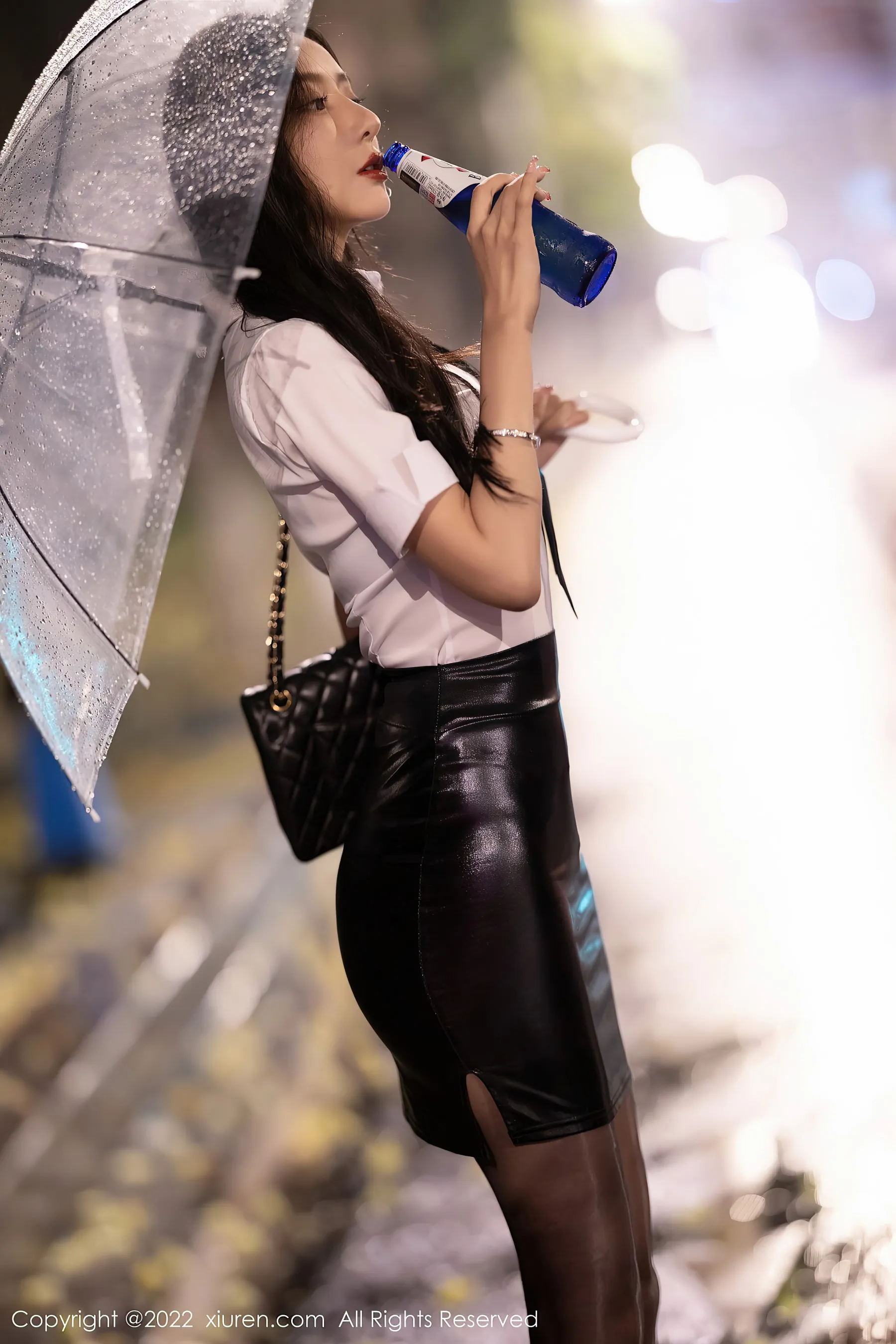  秀人网 No.4879 王馨瑶yanni 黑丝美腿短裙私拍第13张