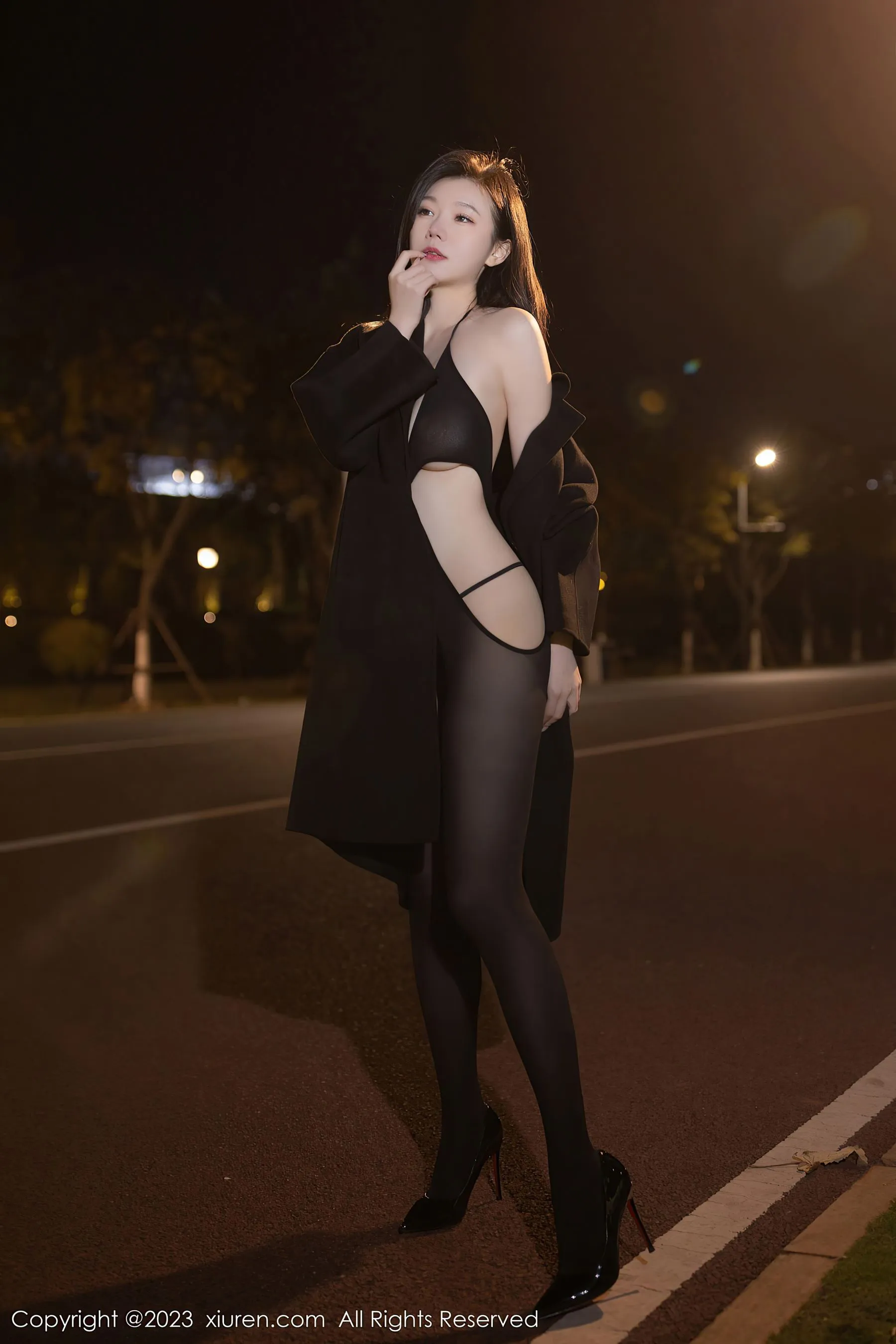  秀人网 No.6524 安然anran 黑丝美腿第23张