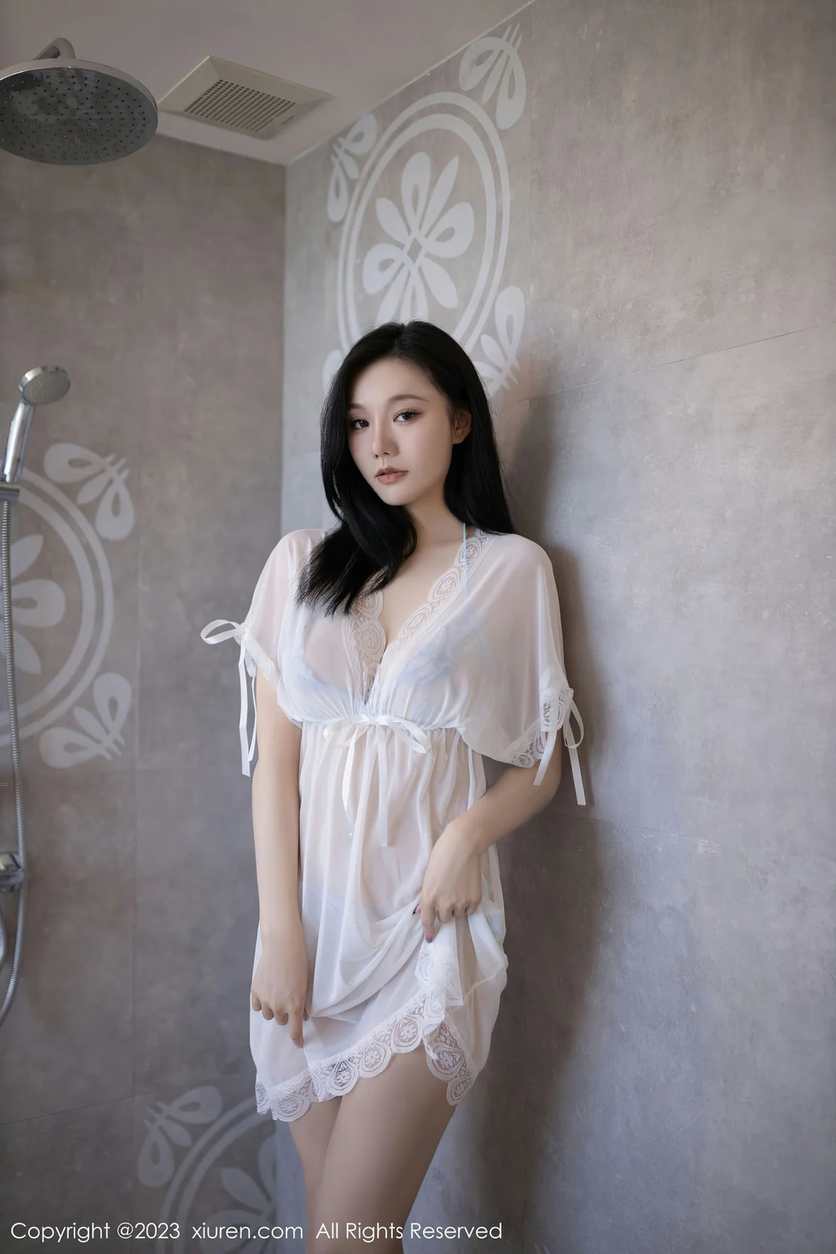  XiuRen 秀人 No.6827 安然anran 蕾丝内衣浴室场景十二月旅拍 [80P]第1张