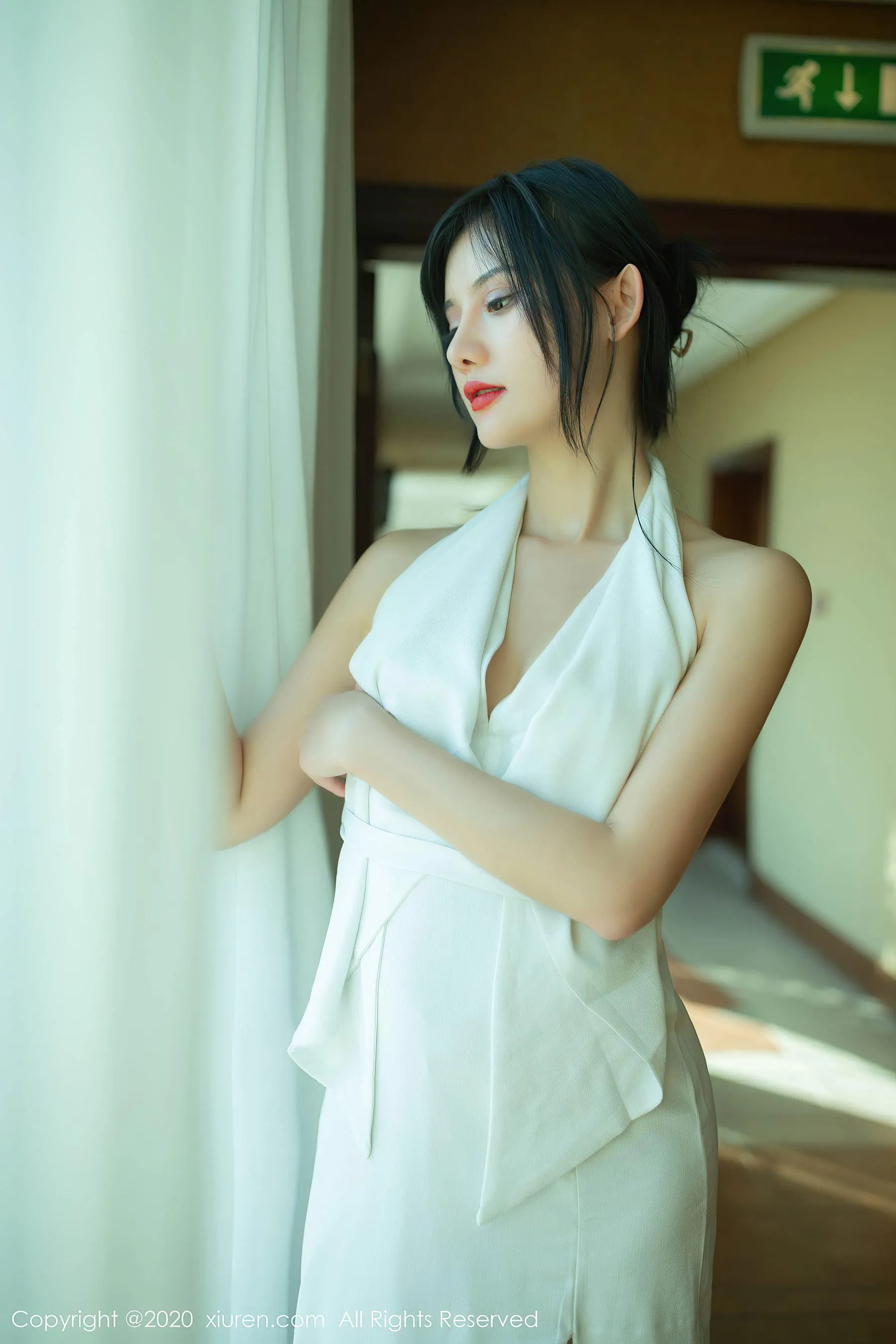  秀人XIUREN No.2389 就是阿朱啊第1张