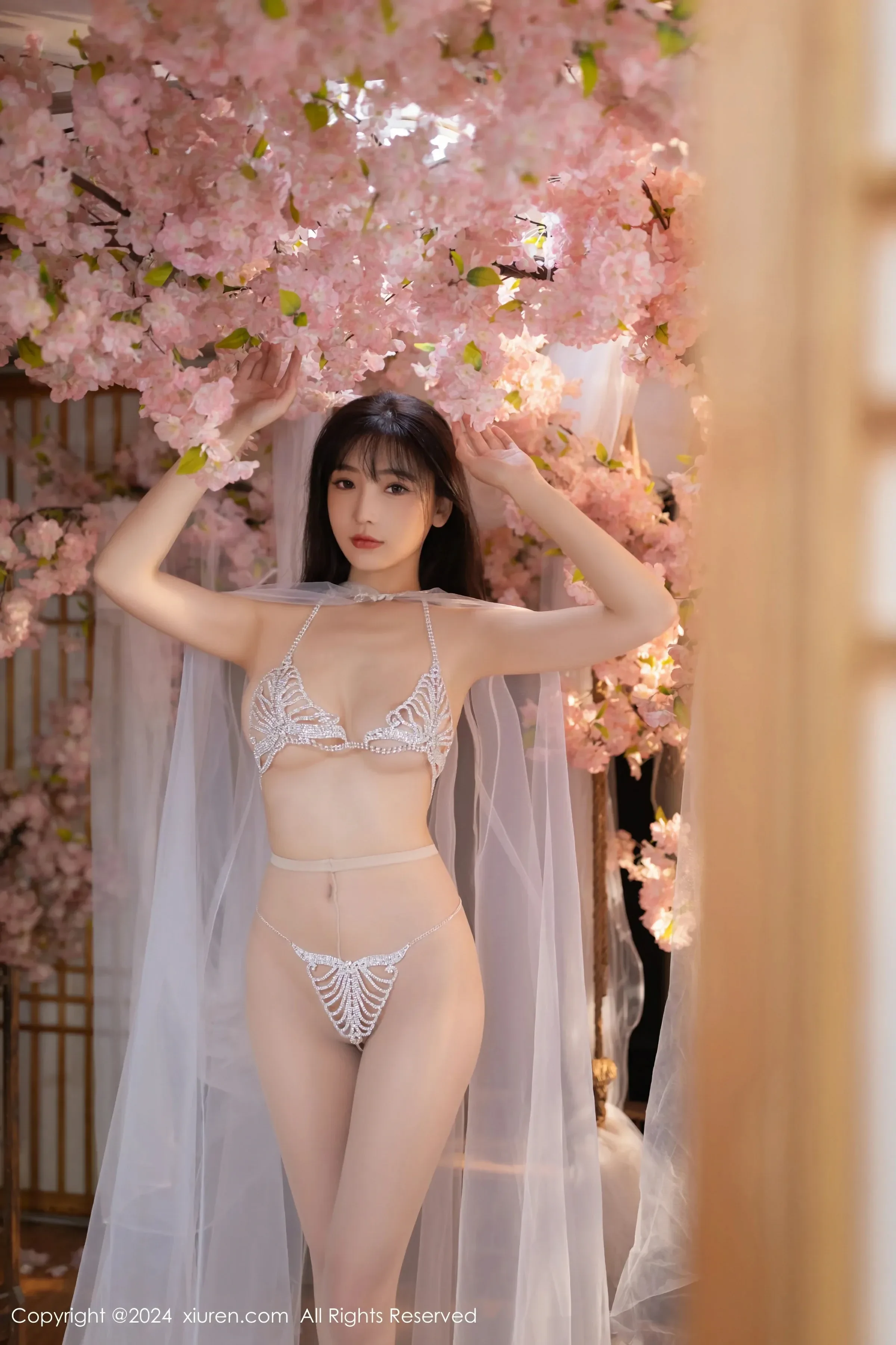  XiuRen 秀人 No.8807 陆萱萱 [80P]第2张