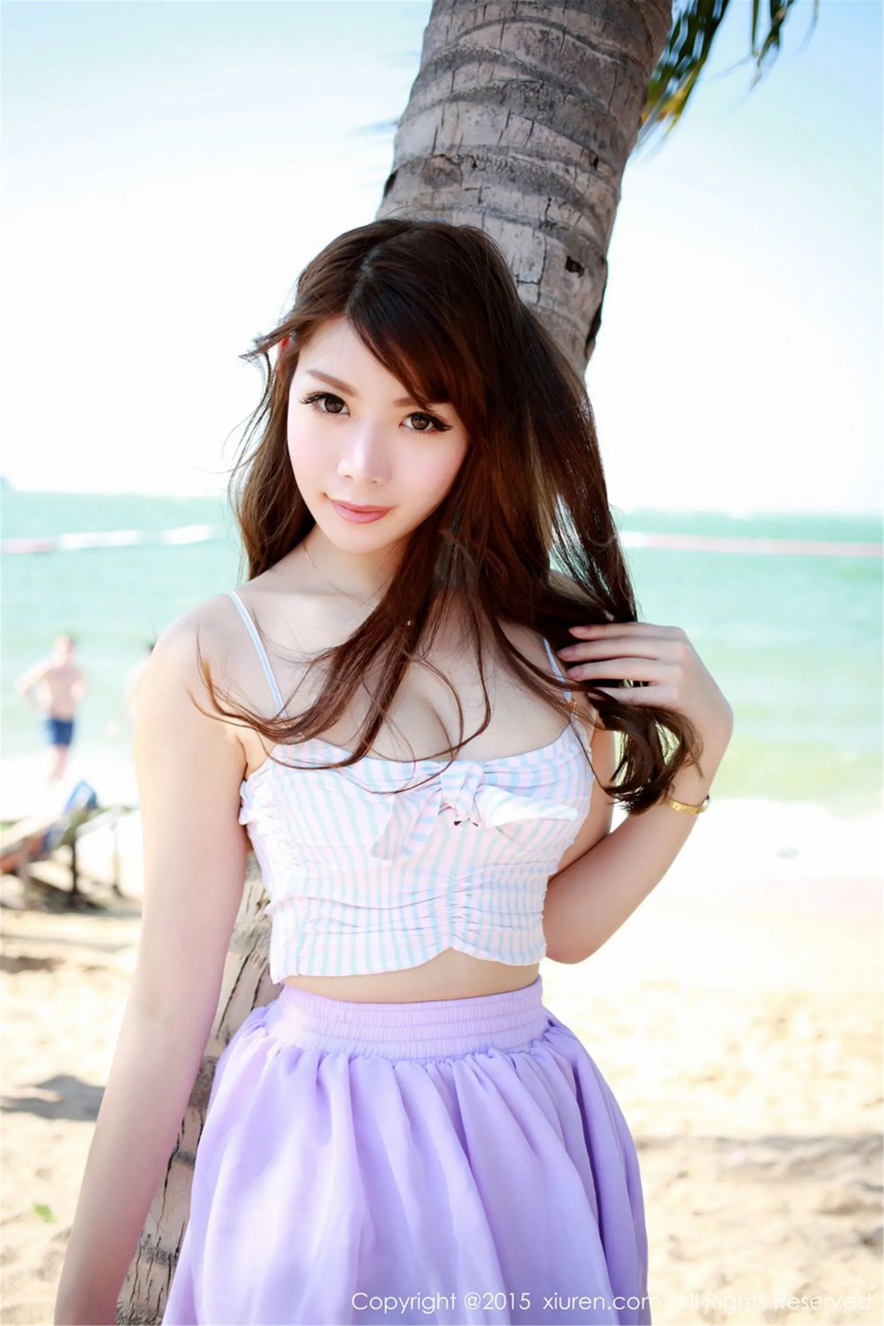  MARA酱《海边、街拍、酒店泳池系列》 秀人网 No.269第3张