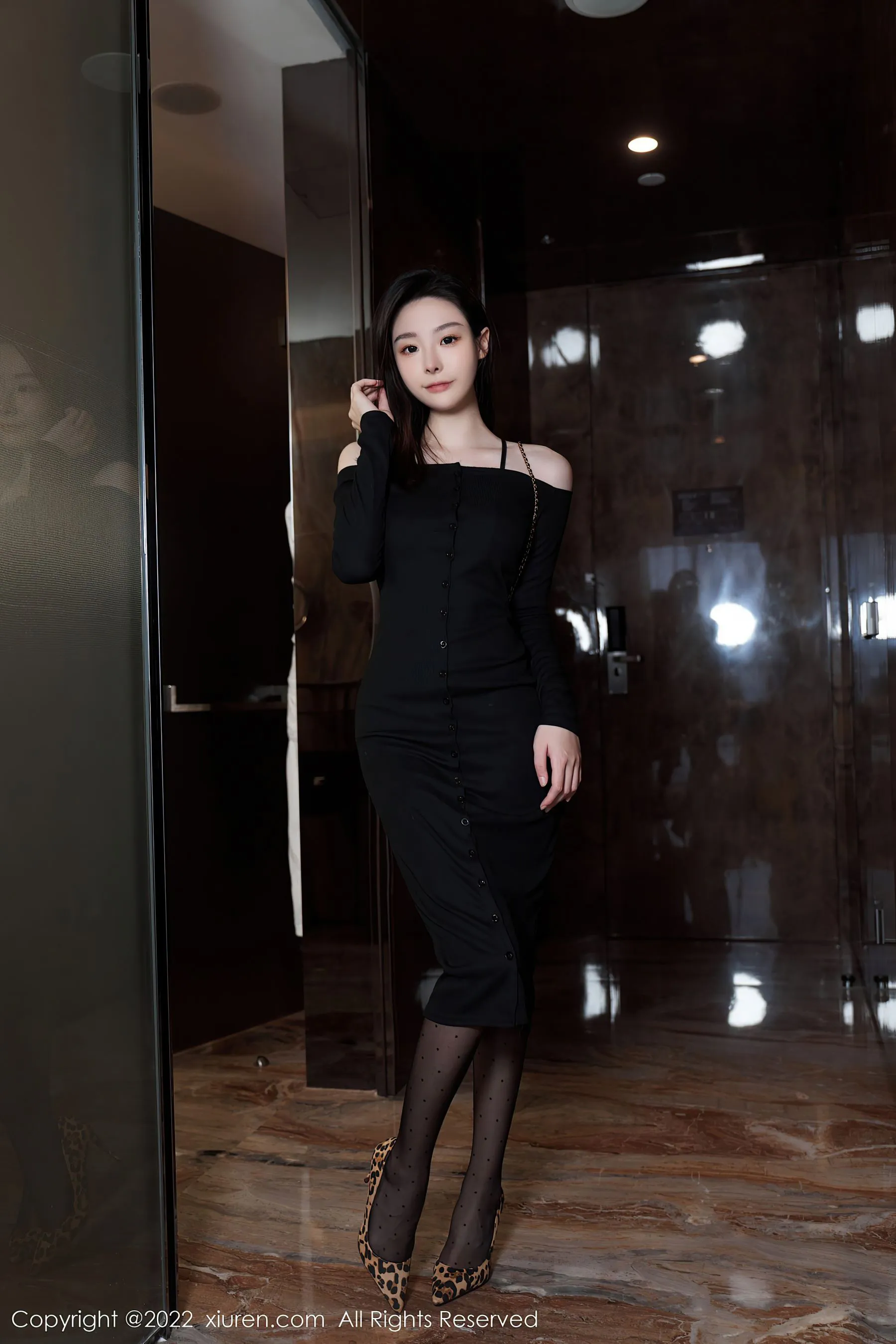  秀人网 No.5529 是小逗逗第20张