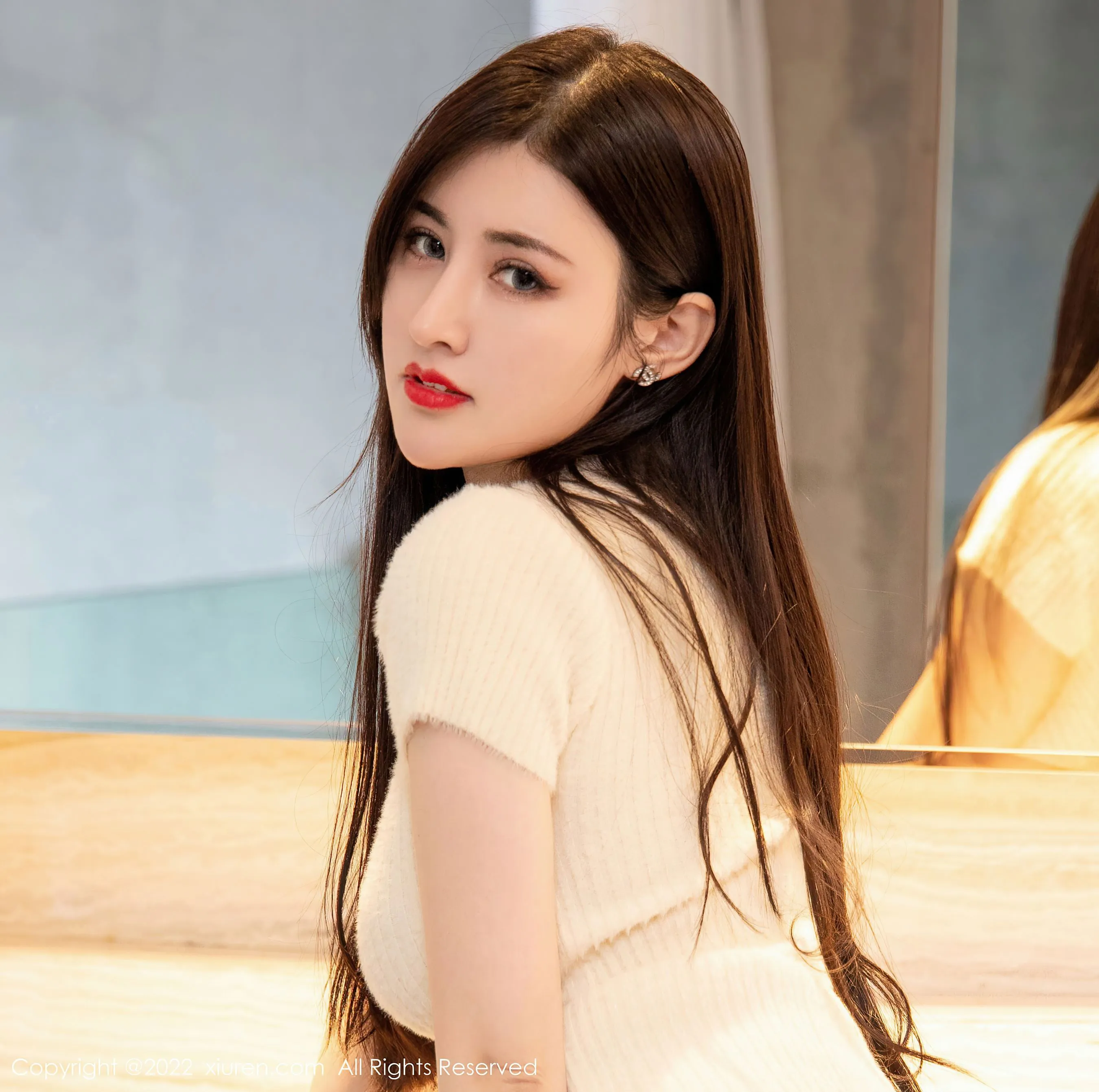  秀人网 No.4907 诗诗kiki 美臀美腿第16张