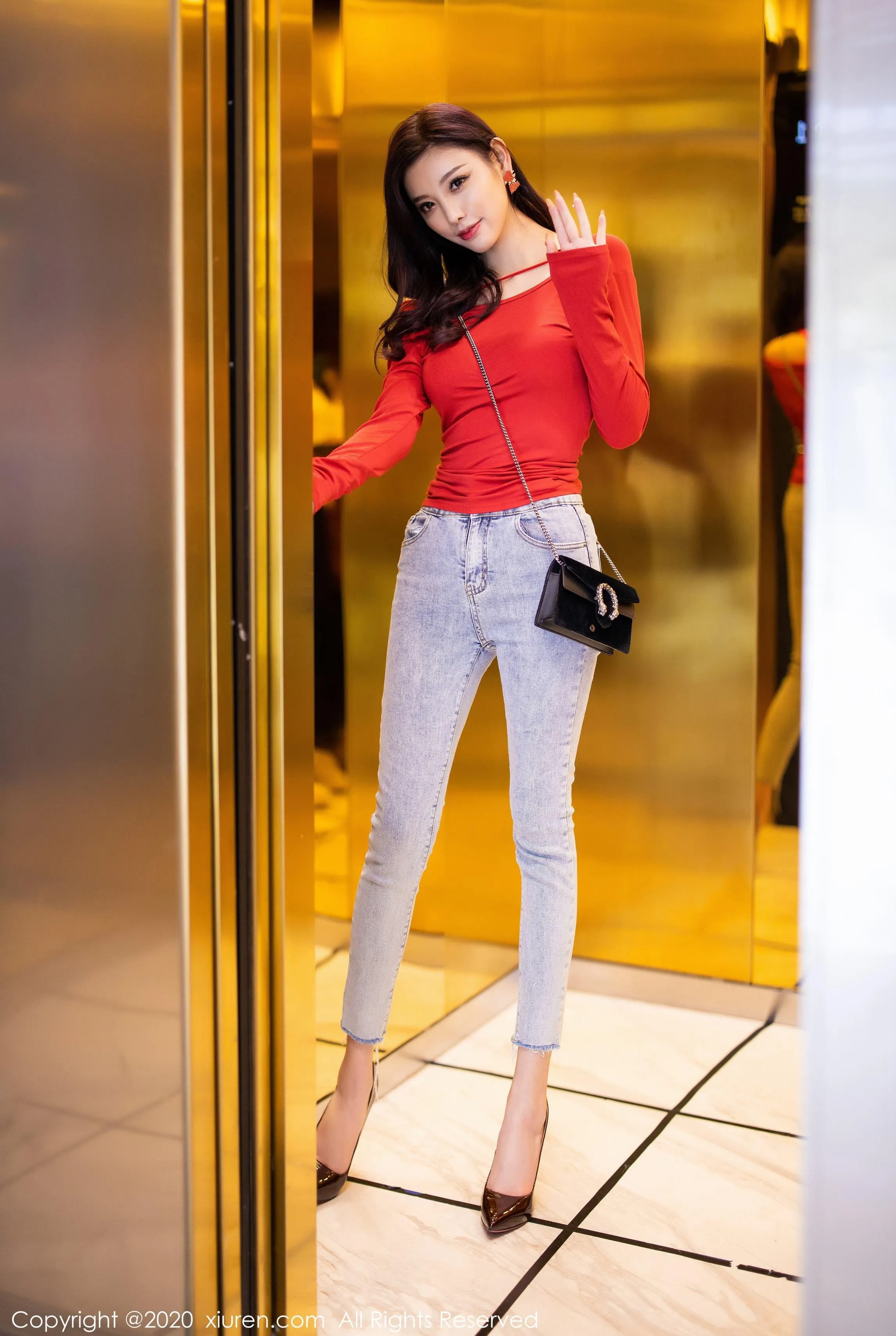  XIUREN秀人网 NO.2200 杨晨晨sugar第30张