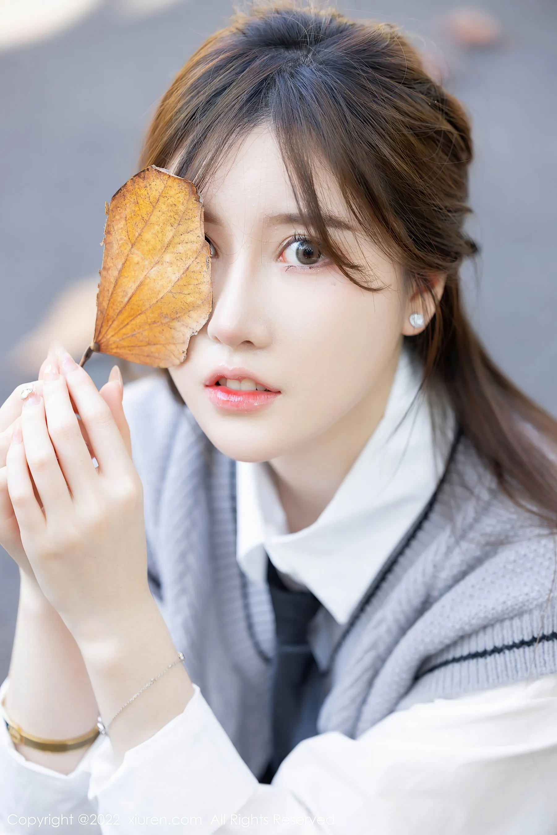 秀人网 No.4896 美桃酱 嫩模蕾丝诱惑旅拍写真第14张