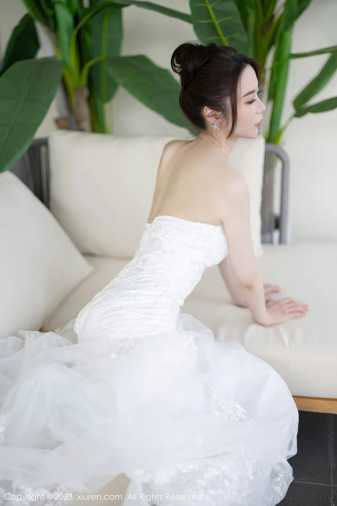  XiuRen 秀人 No.7310 梦心玥 白色婚纱服饰安吉旅拍 [84P]第9张