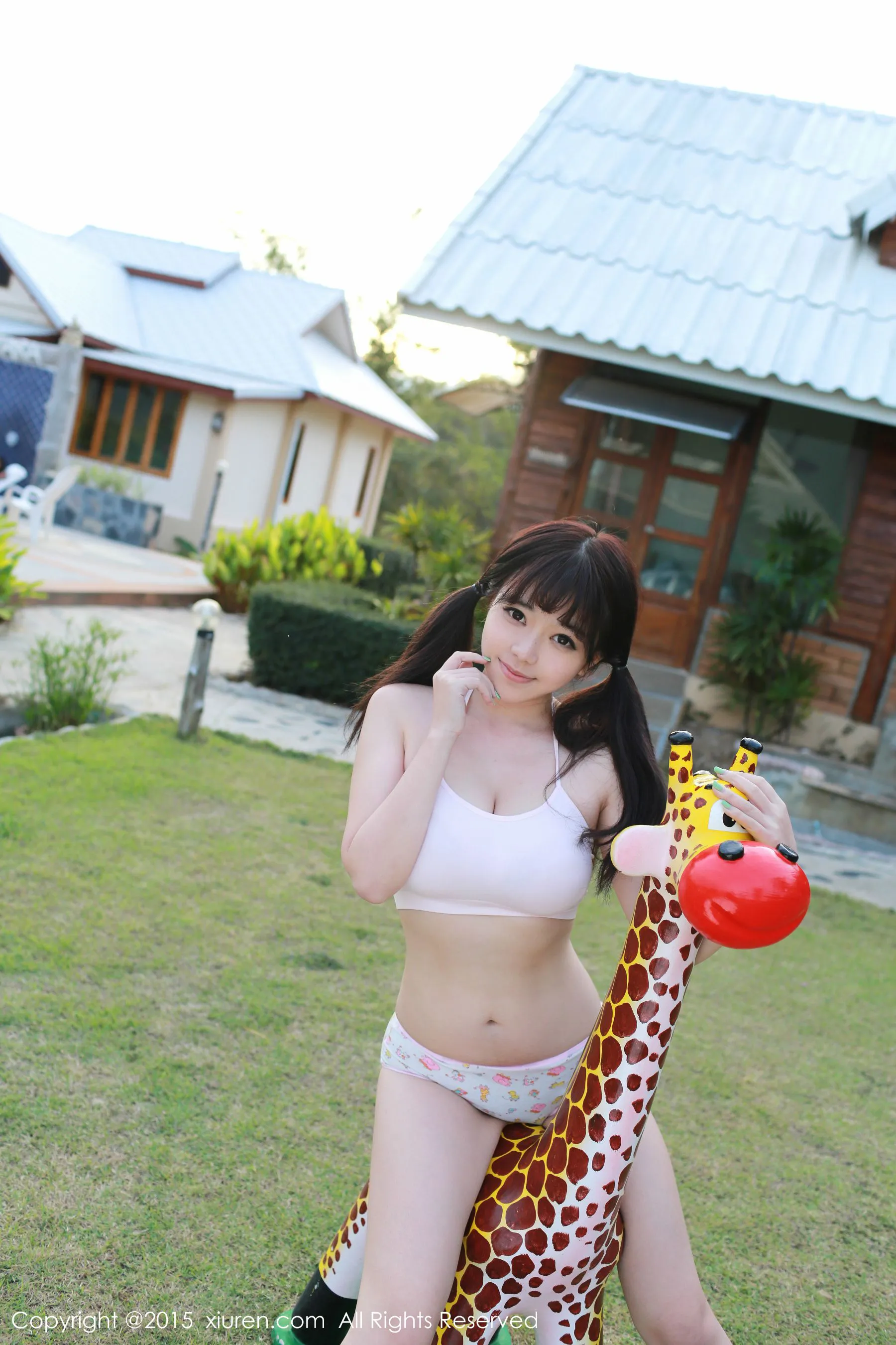  刘飞儿Faye《泰国旅拍》俏皮可爱系列 秀人网 No.291第3张