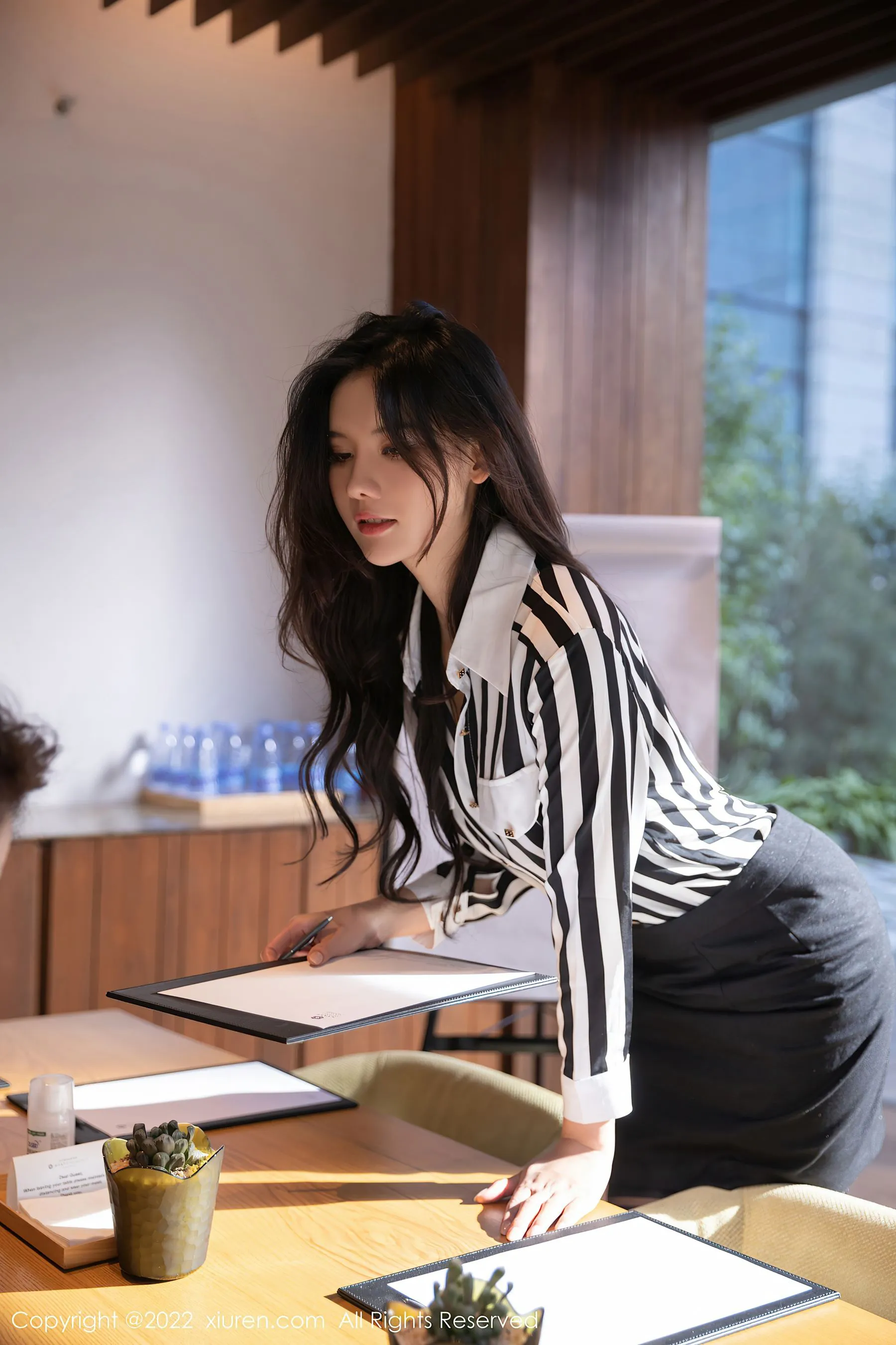 秀人网 No.5910 就是阿朱啊 北京旅拍第18张