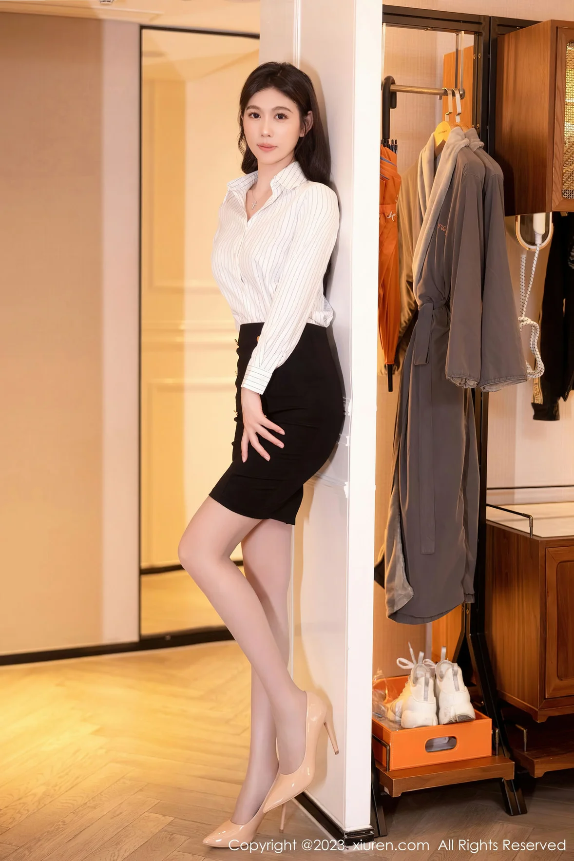  XiuRen 秀人 No.7335 李雅柔182CM 黑色轻透内衣性感写真 [61P]第1张