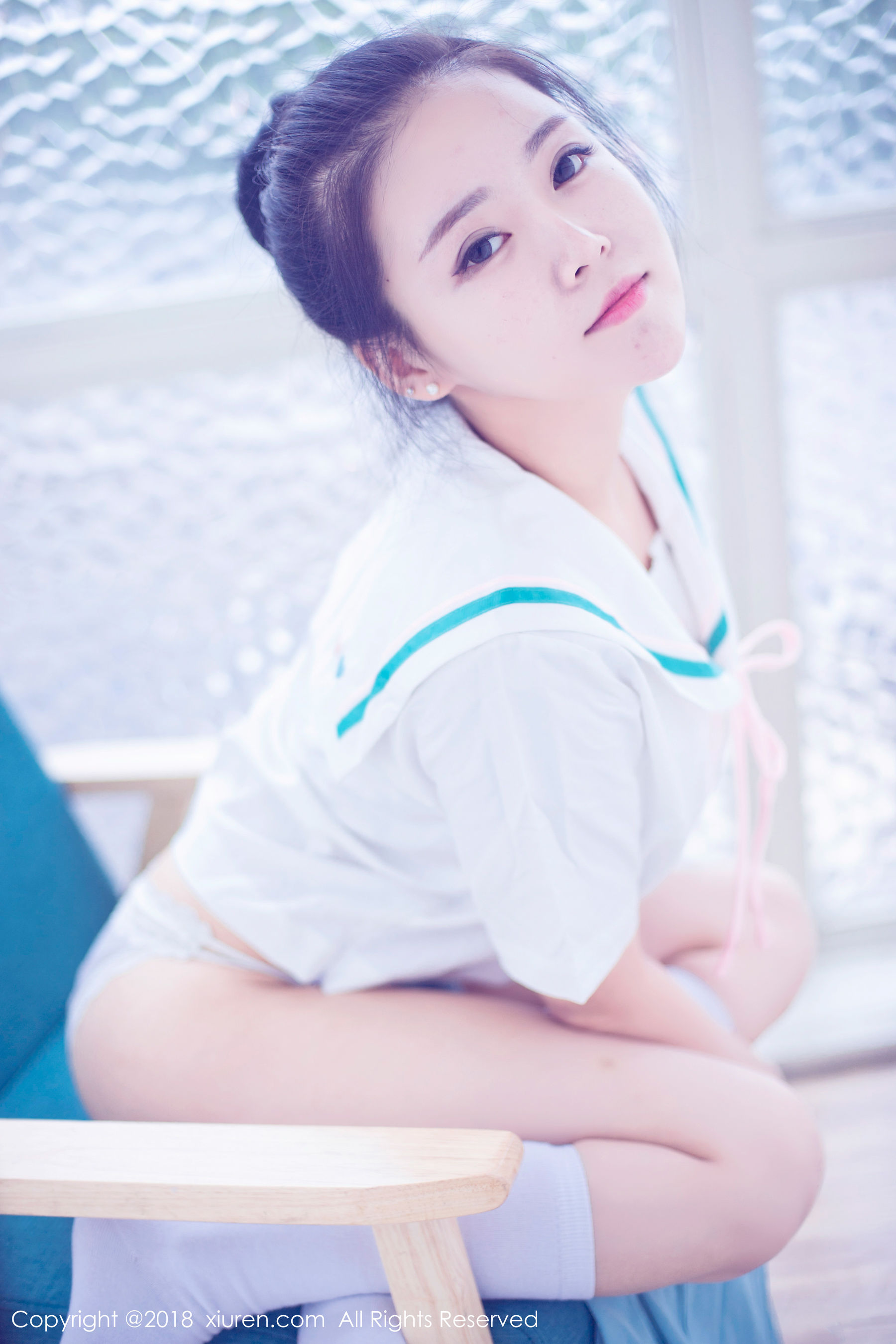  红气球《童颜巨乳稚气未脱小姑娘》 秀人 No.932第9张