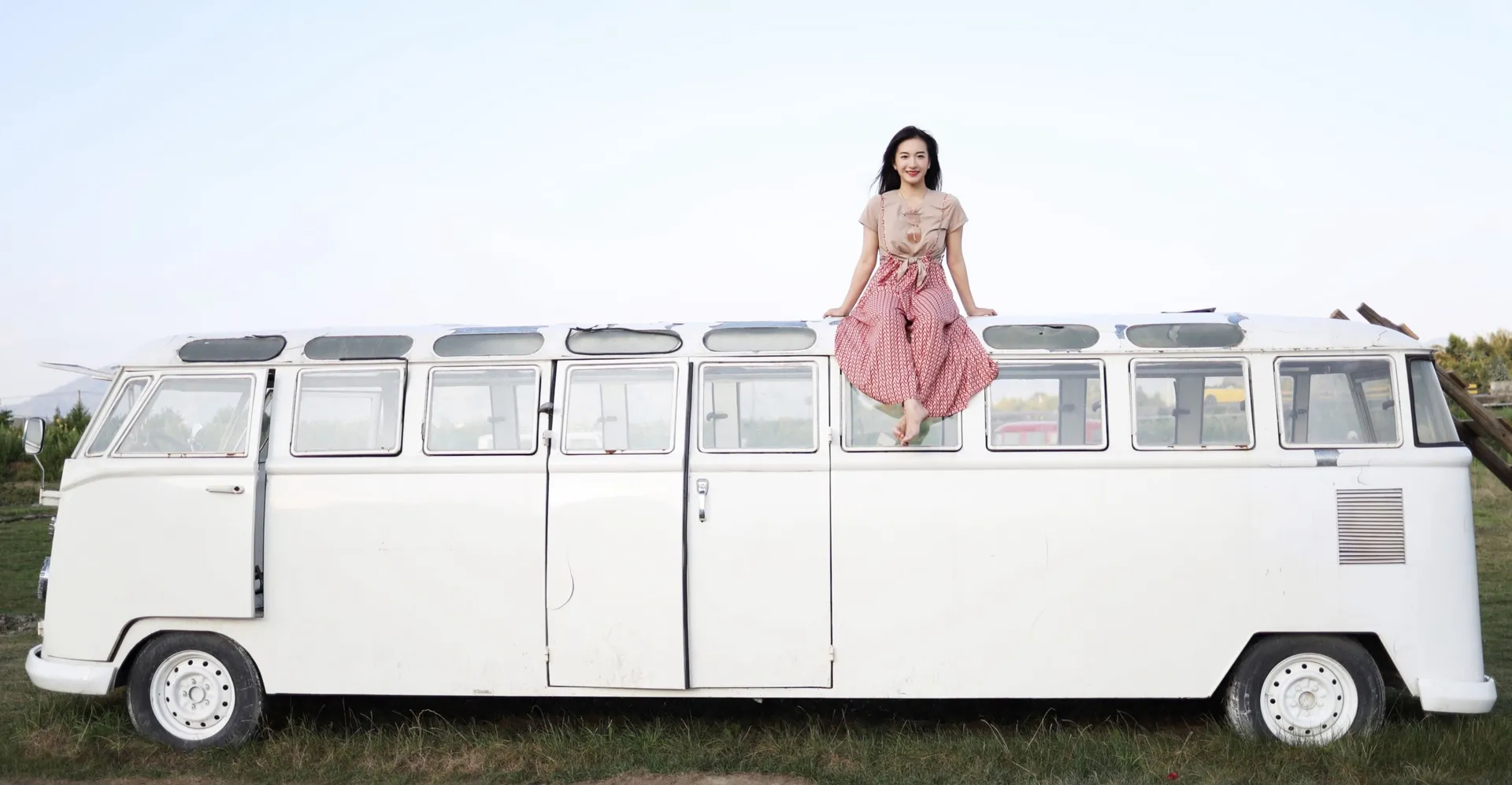  XIUREN秀人网 No.1718 艺儿拿铁第18张