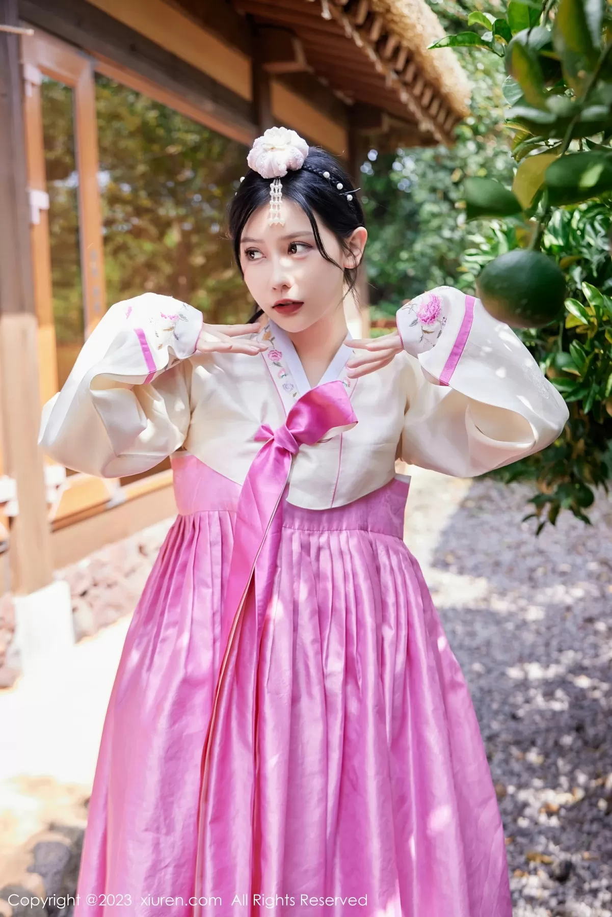  XiuRen 秀人 No.7564 尹甜甜 [69P]第1张