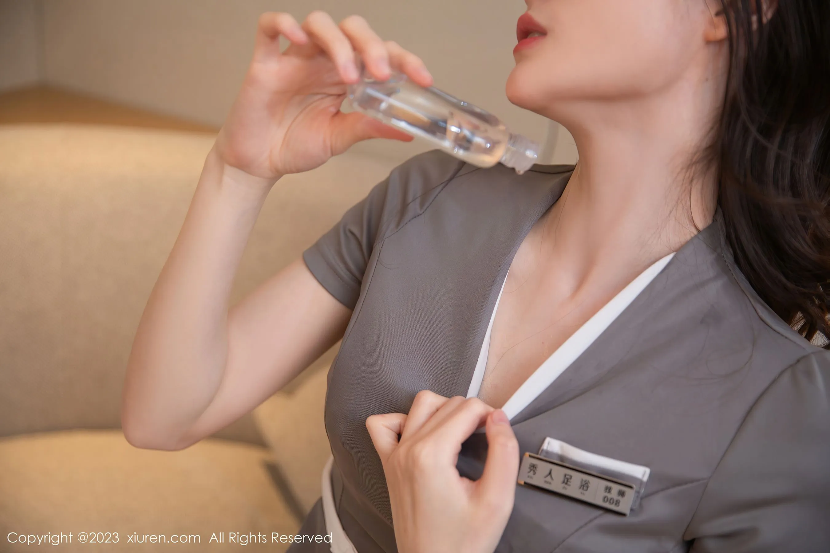  秀人网 No.6680 是小逗逗 丝袜美腿第8张